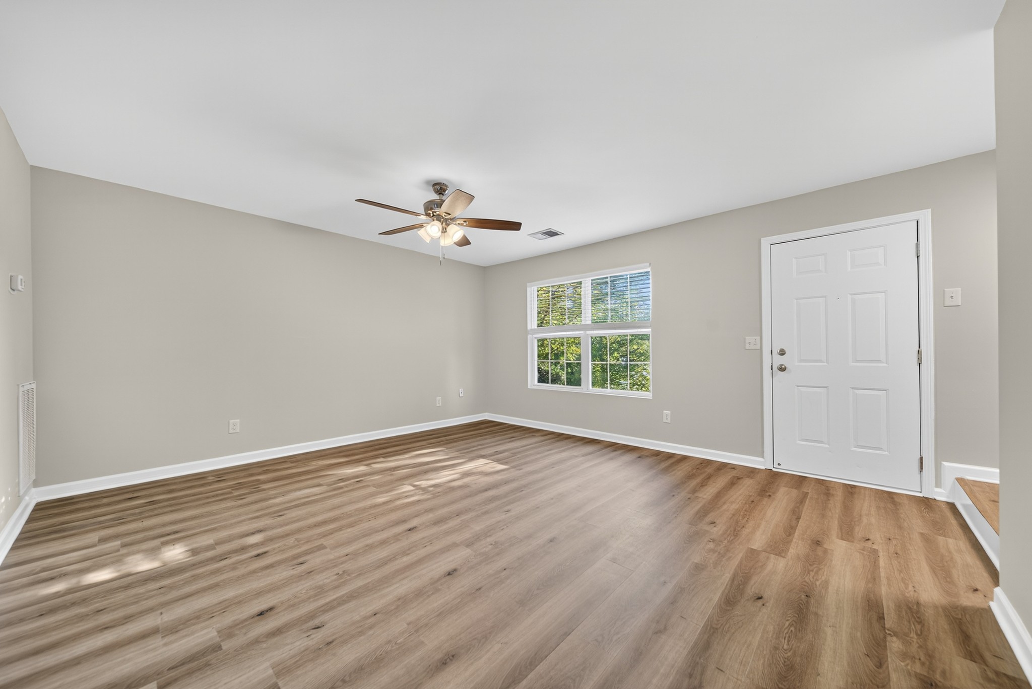 341 Bonita Pkwy Property Photo 7