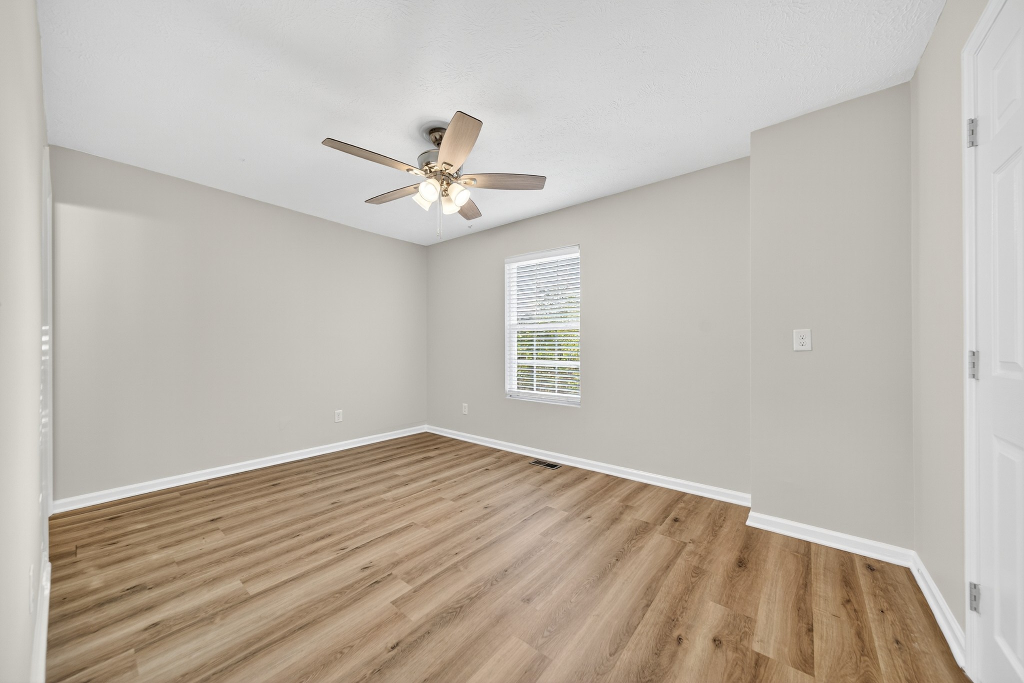 341 Bonita Pkwy Property Photo 26