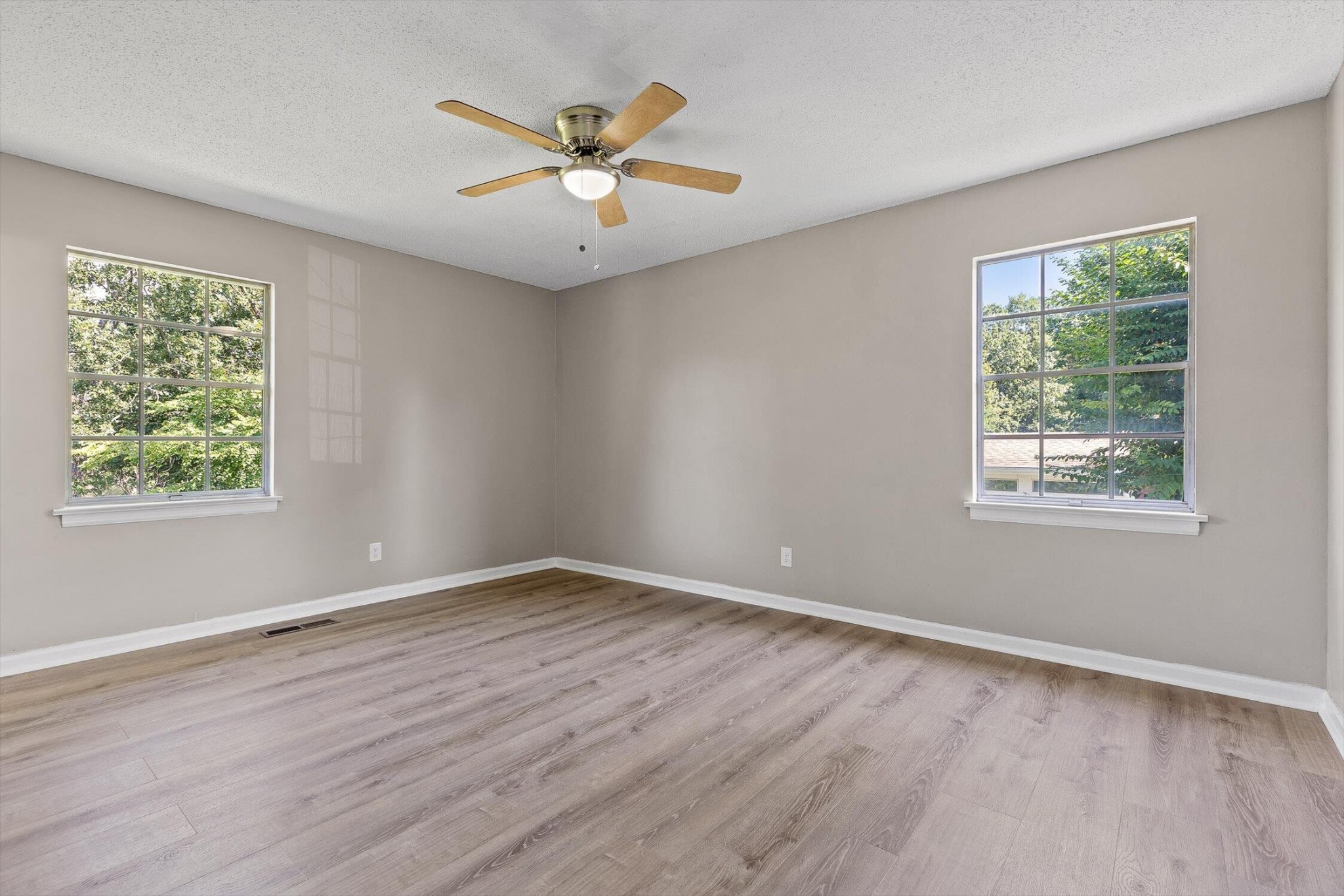 1340 Michael Lane Property Photo 16