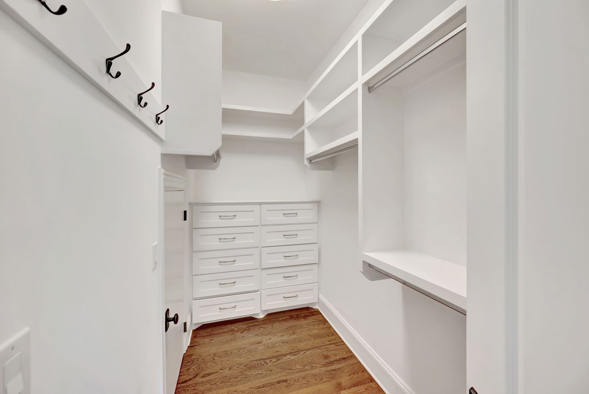 4027 Graybar Ct Property Photo 25