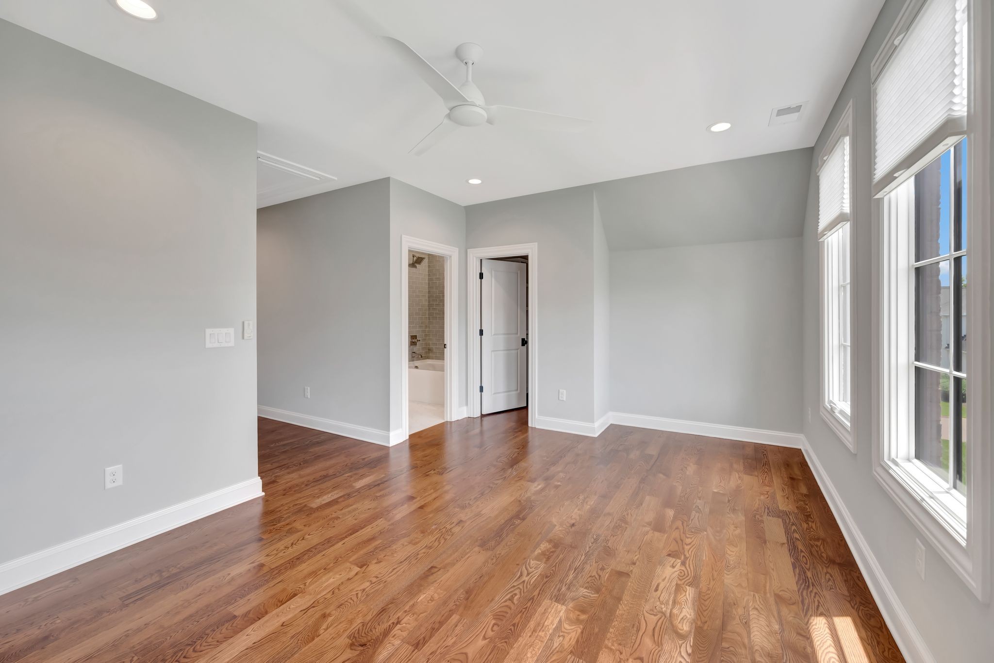4027 Graybar Ct Property Photo 36