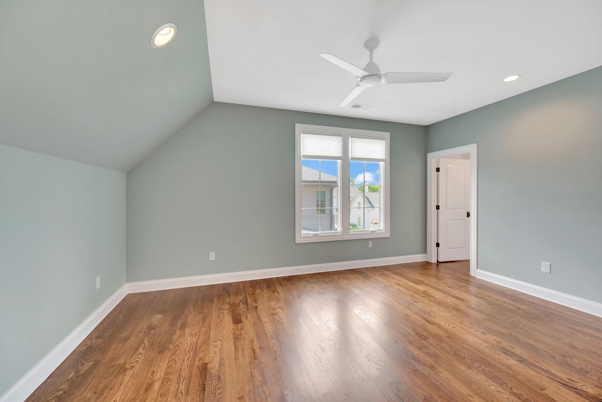 4027 Graybar Ct Property Photo 38