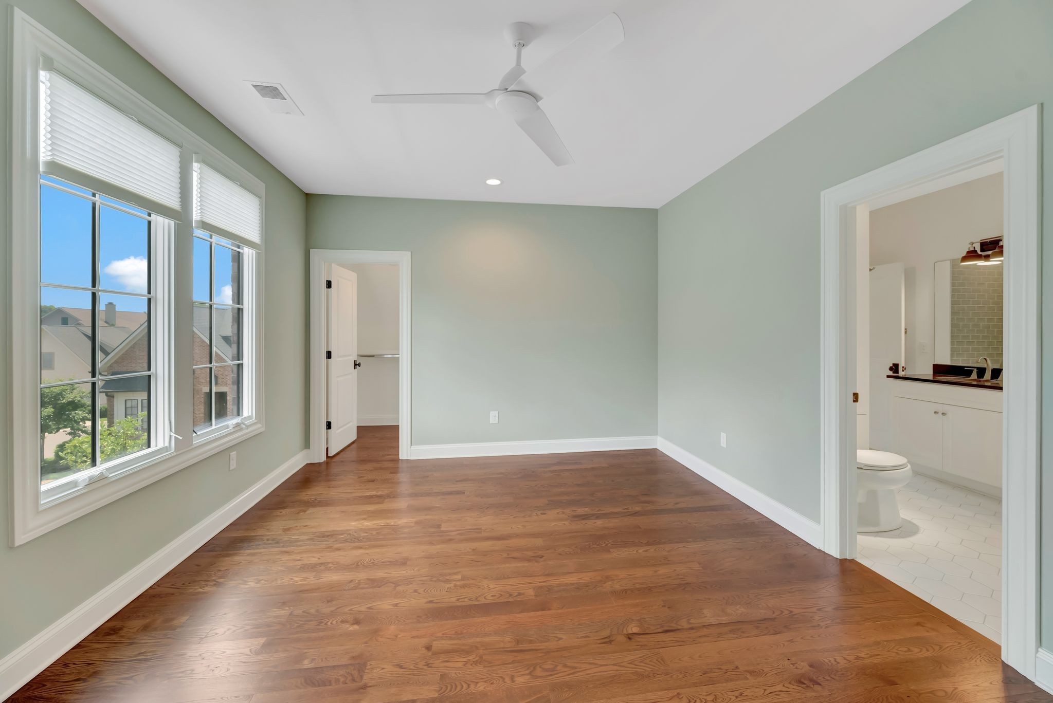 4027 Graybar Ct Property Photo 39