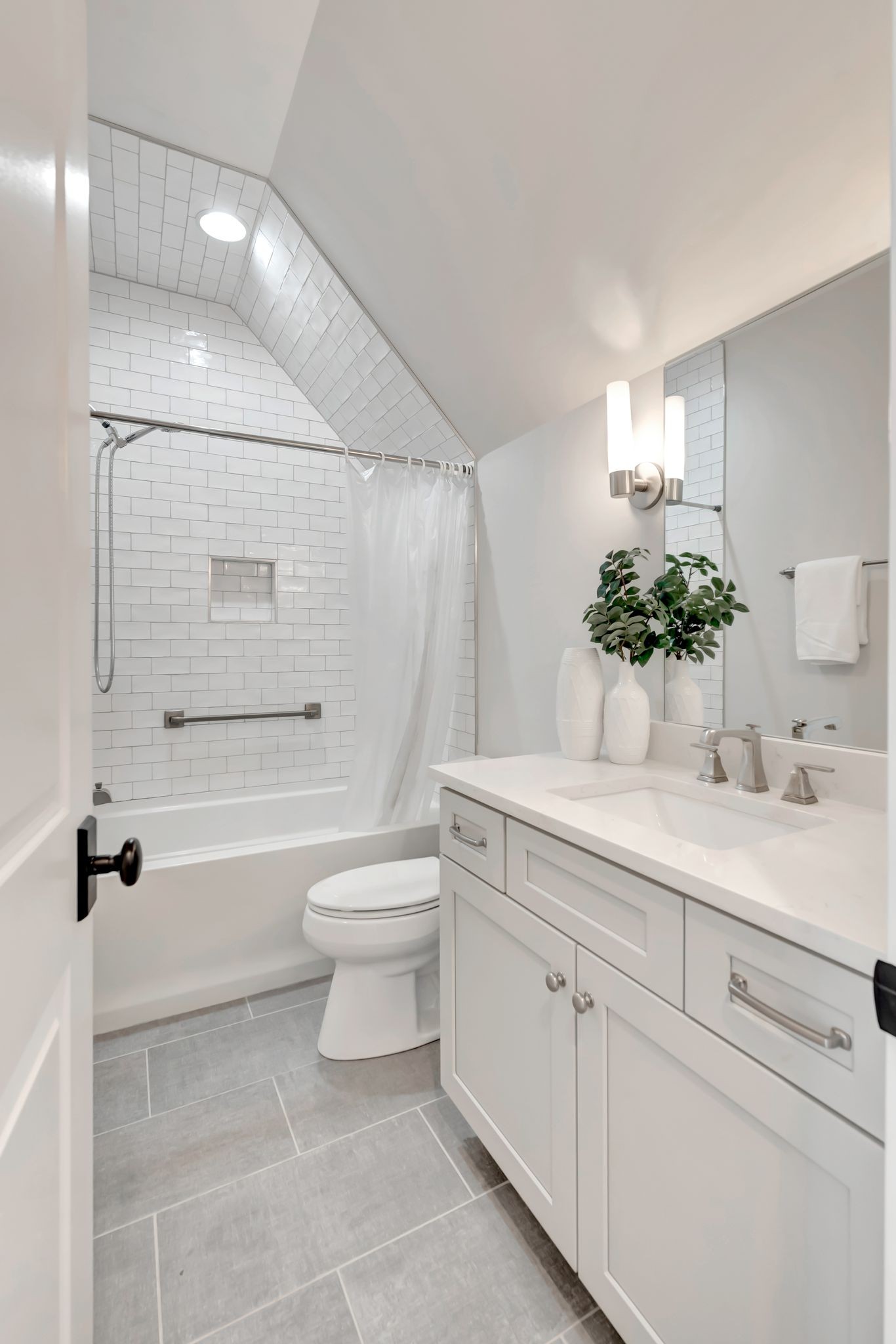 4027 Graybar Ct Property Photo 43