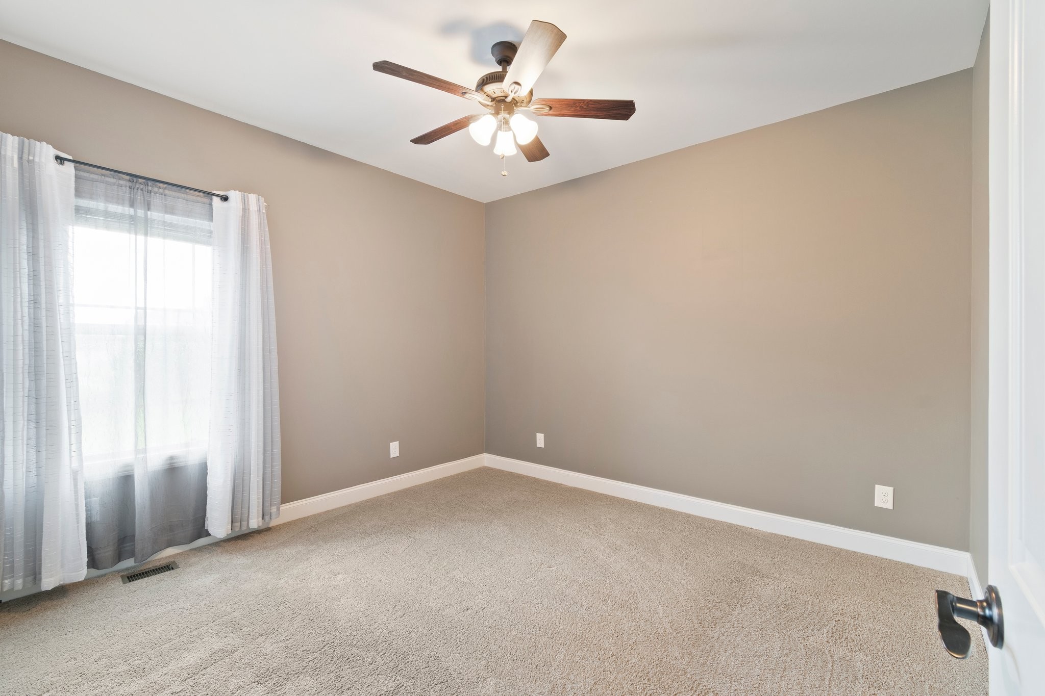 5010 Moretto Ct Property Photo 34