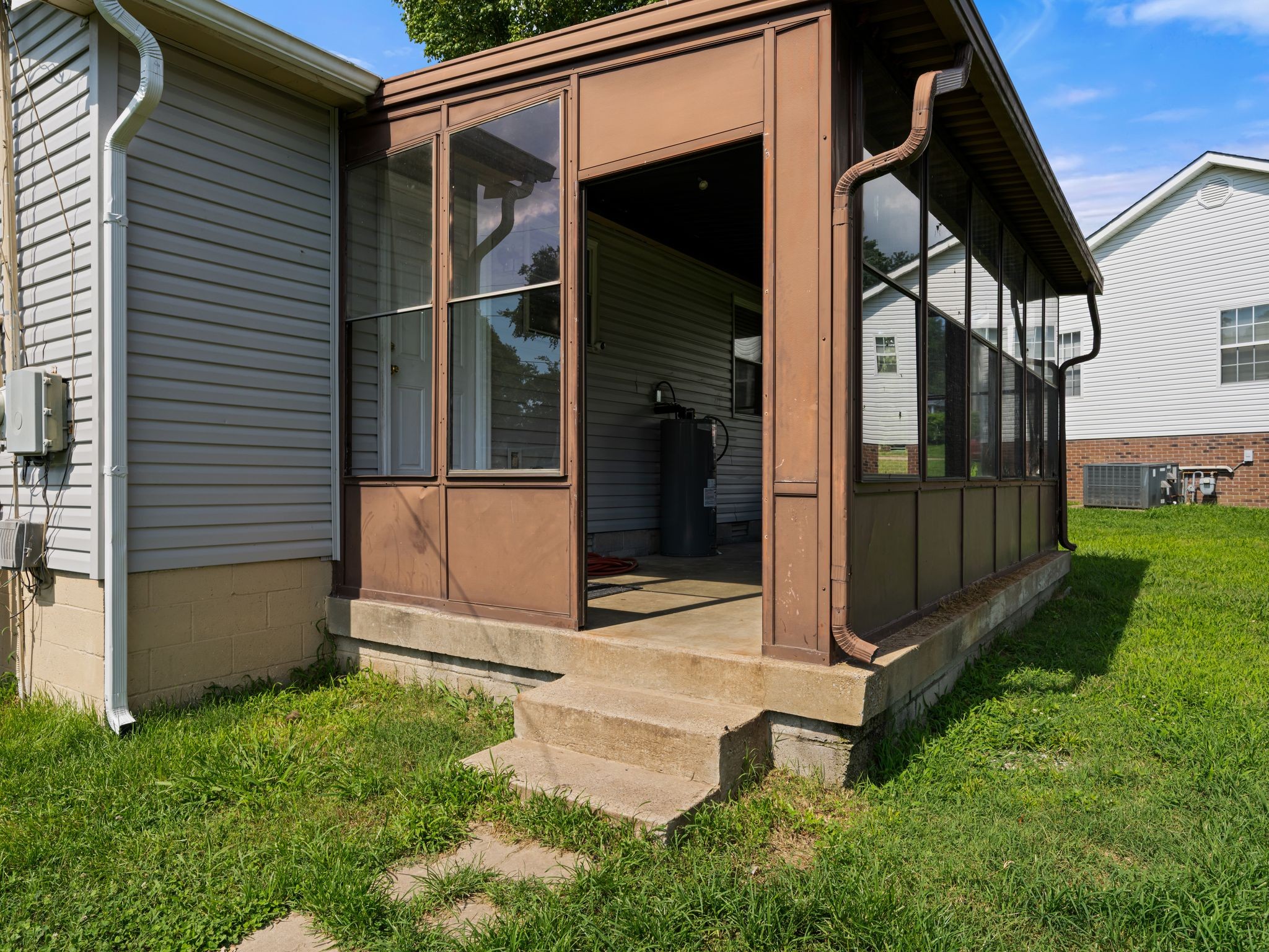 167 Plum St Property Photo 16