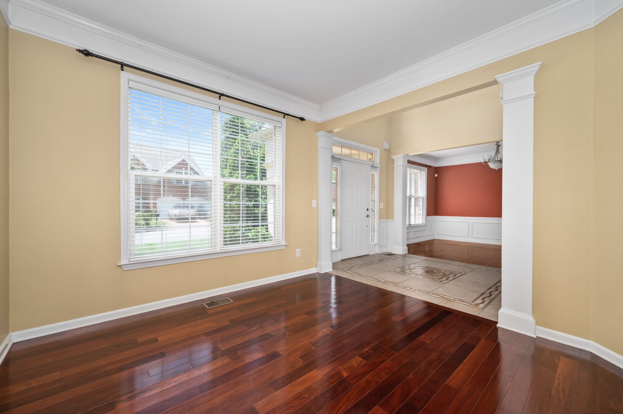 5504 Nevil Pt Property Photo 8