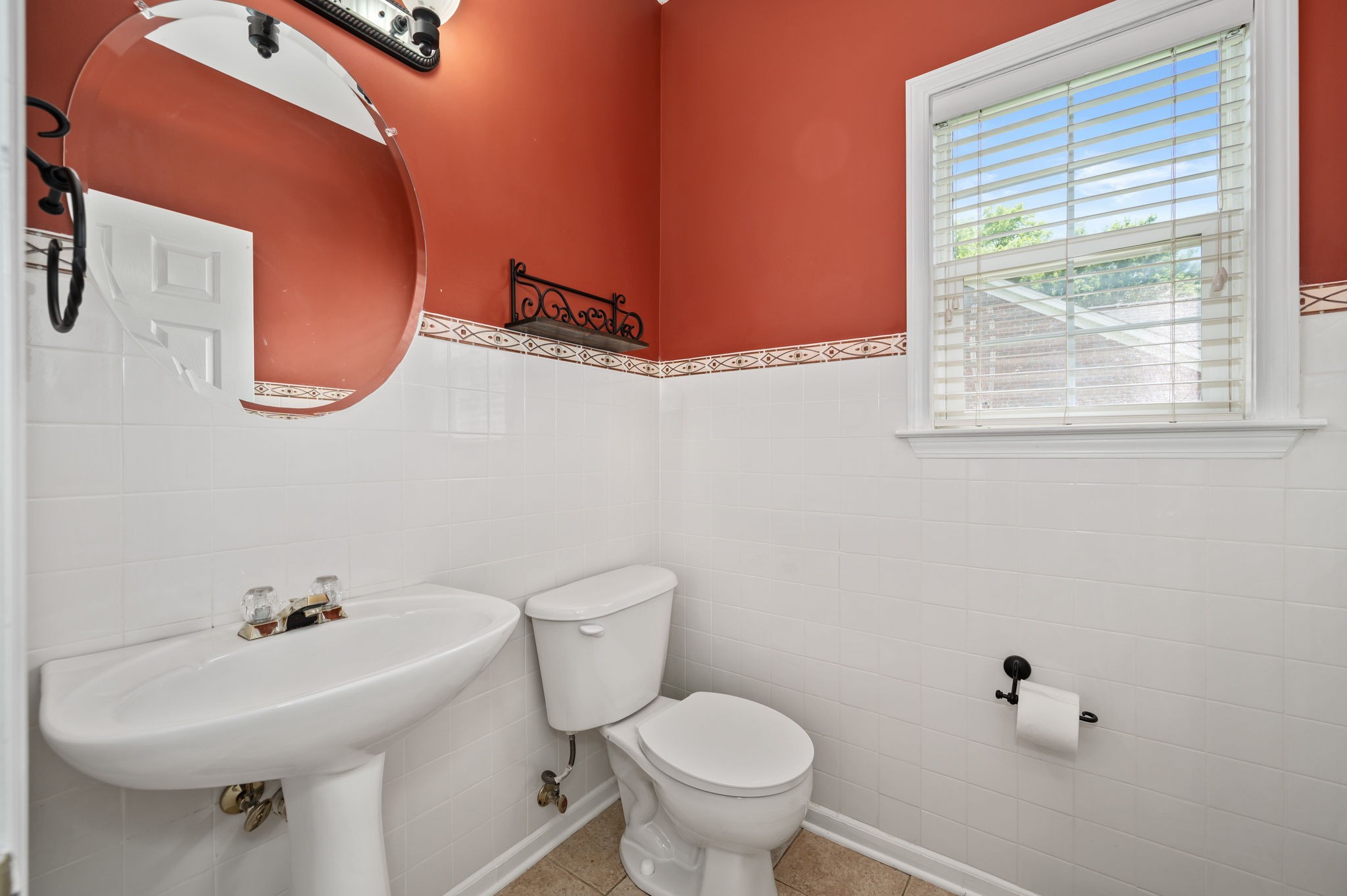 5504 Nevil Pt Property Photo 11