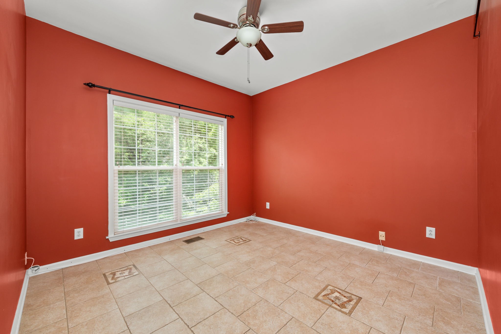 5504 Nevil Pt Property Photo 12