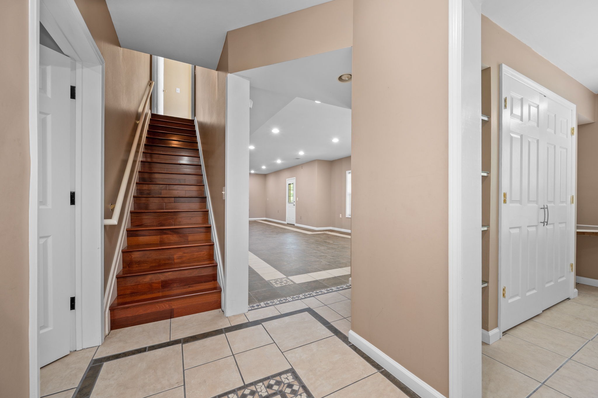 5504 Nevil Pt Property Photo 37