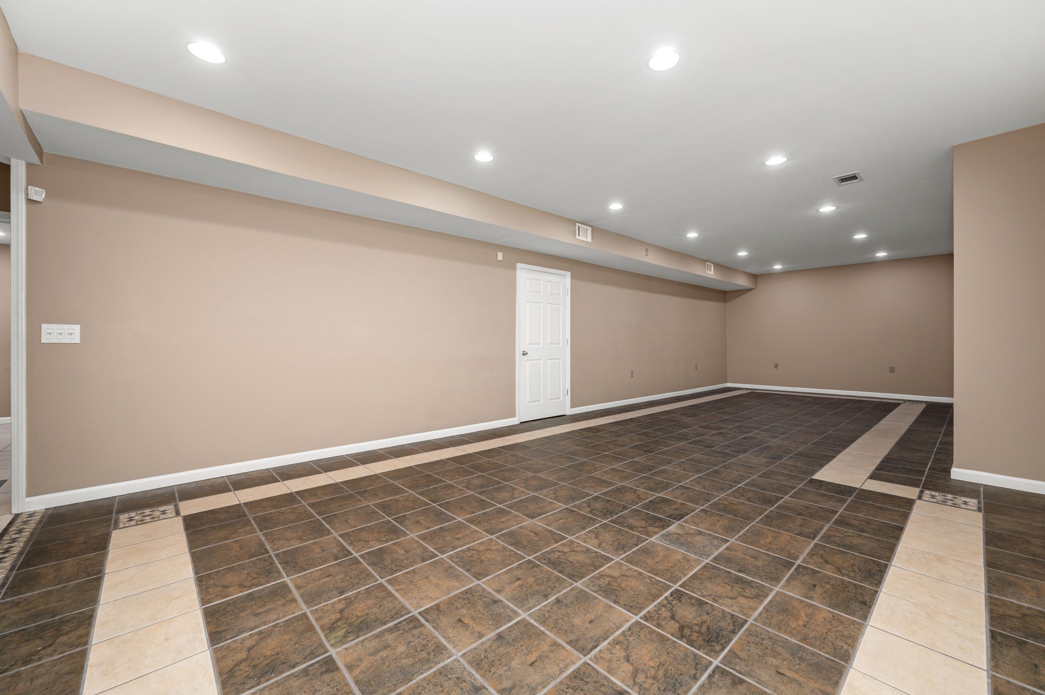 5504 Nevil Pt Property Photo 45