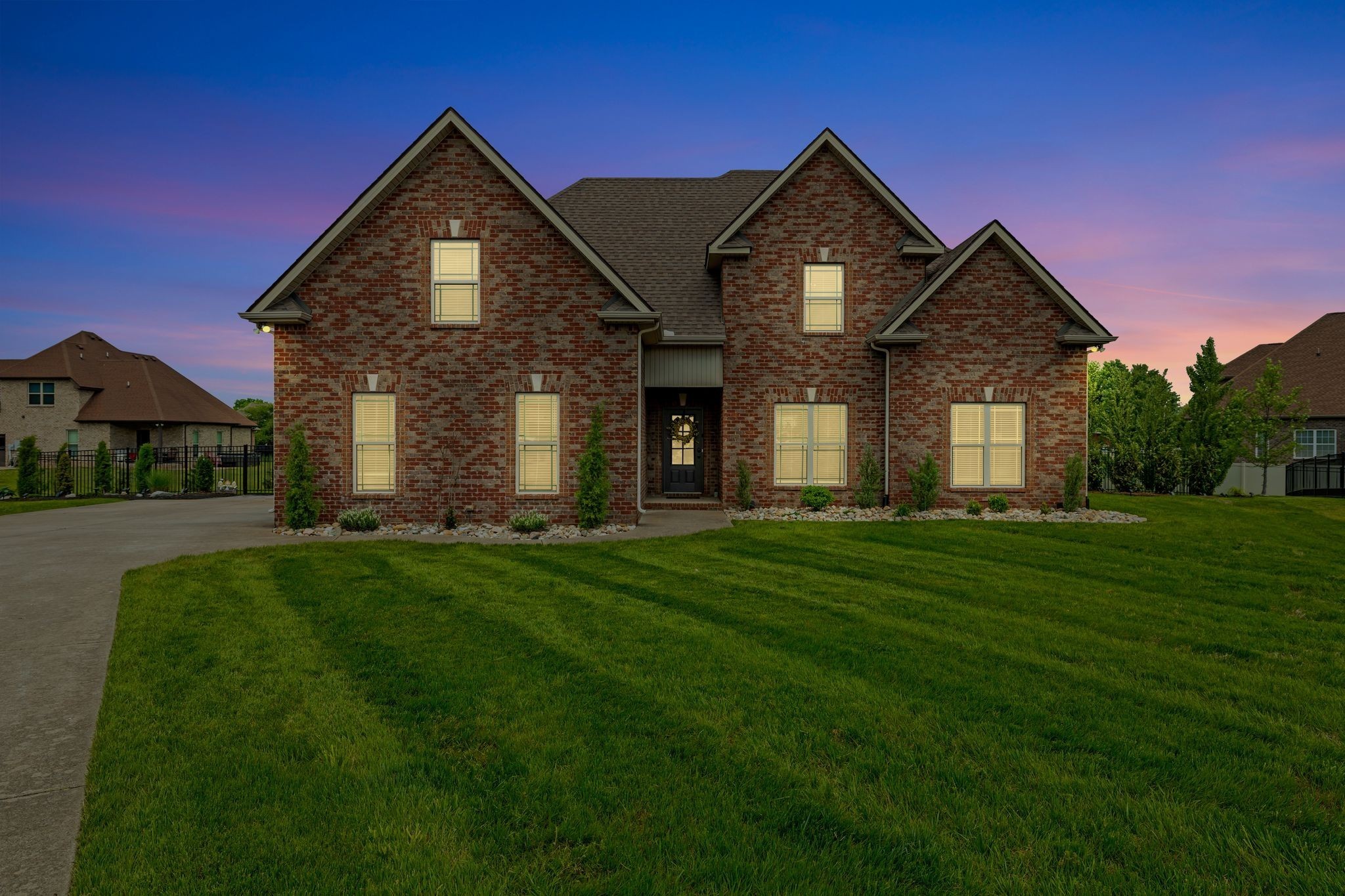 2406 Dewdrop Ct Property Photo 3