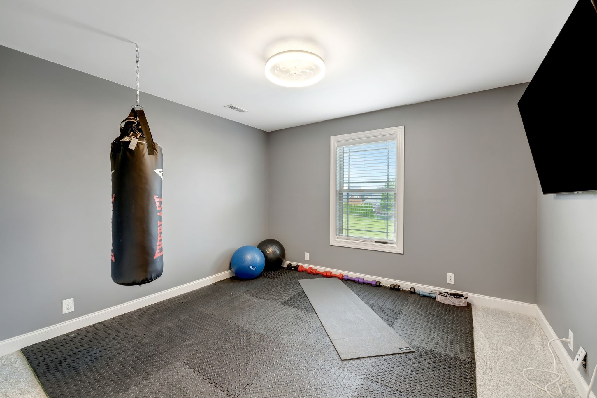 2406 Dewdrop Ct Property Photo 34