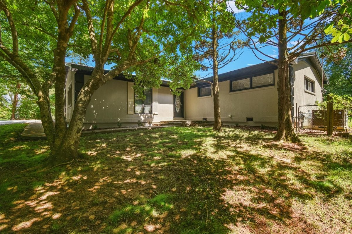 19 Horseshoe Bend Rd Property Photo 1