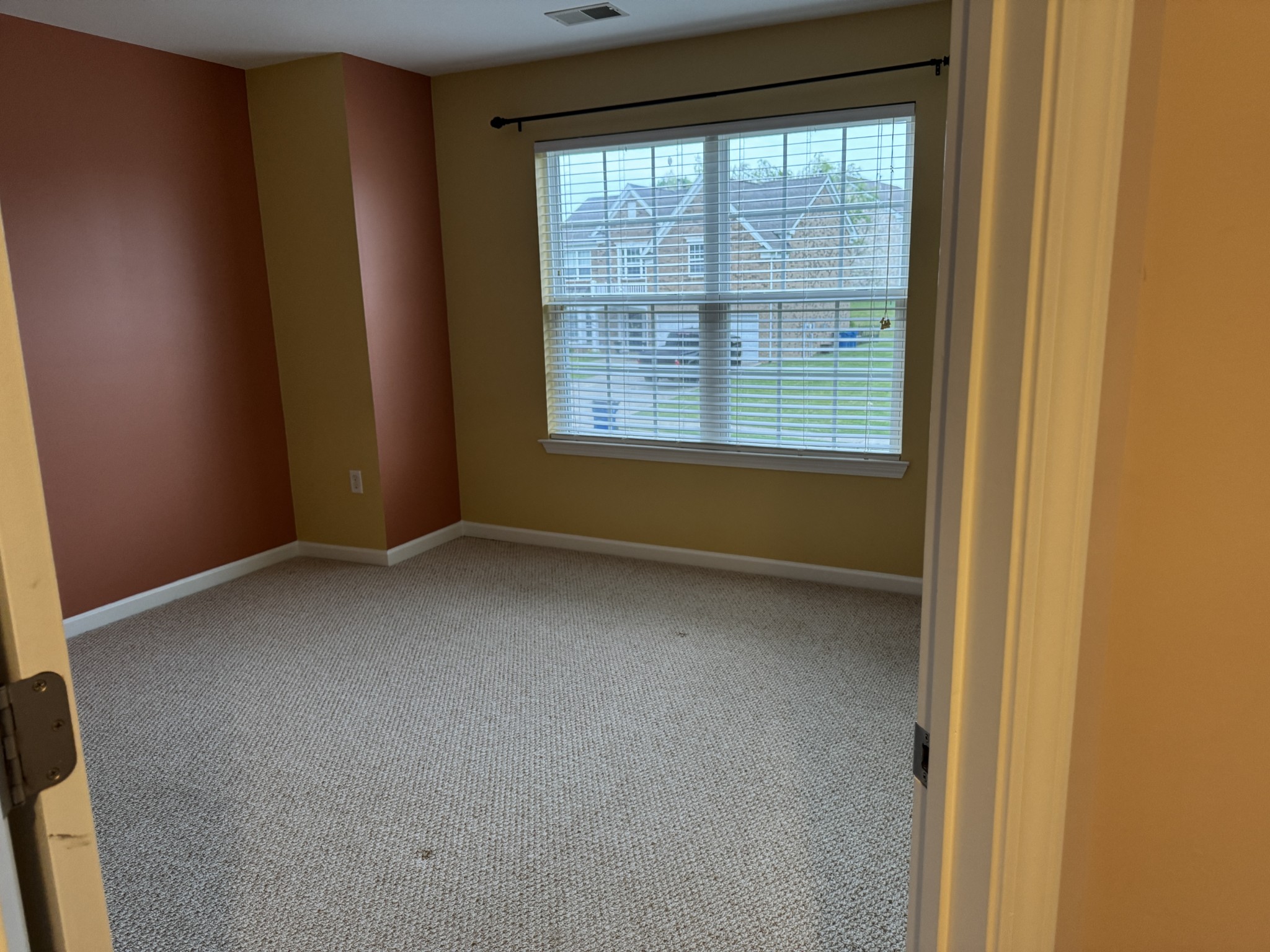 1856 Erlinger Dr Property Photo 19