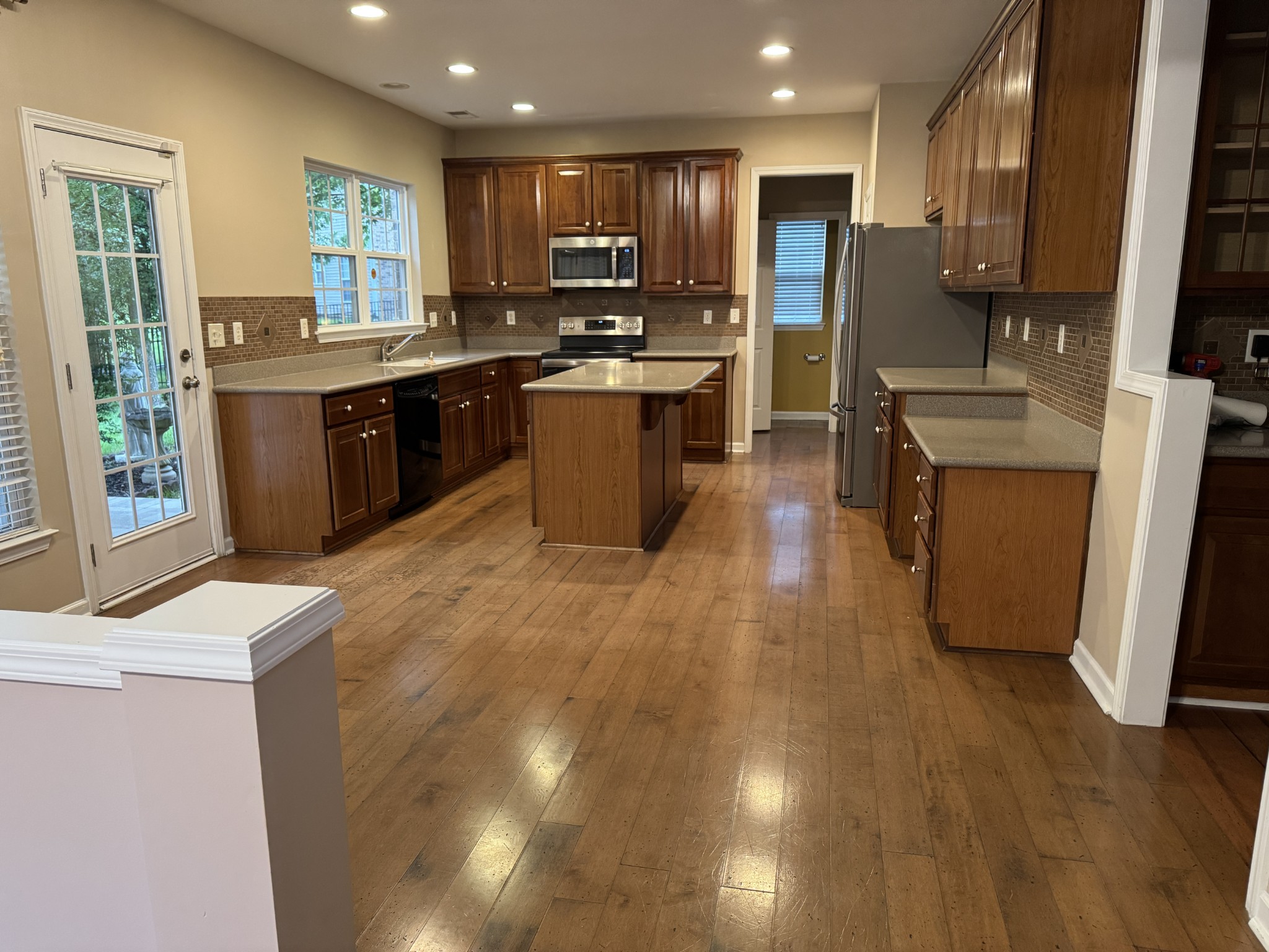 1856 Erlinger Dr Property Photo 25