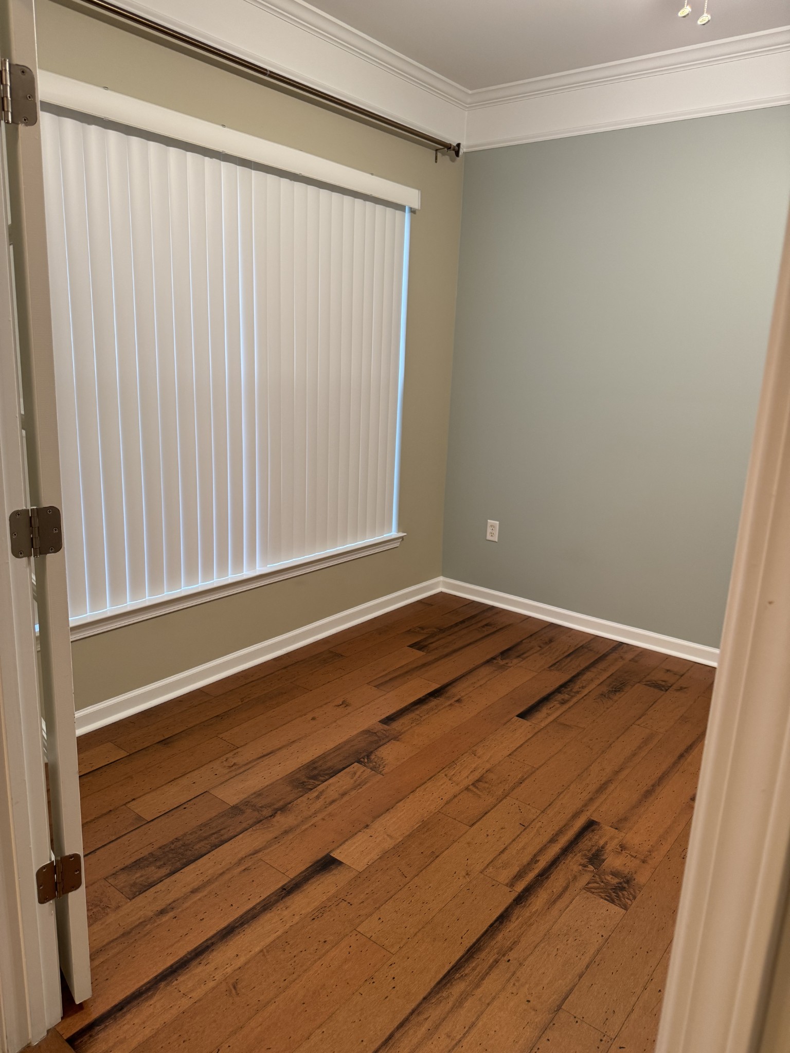 1856 Erlinger Dr Property Photo 33