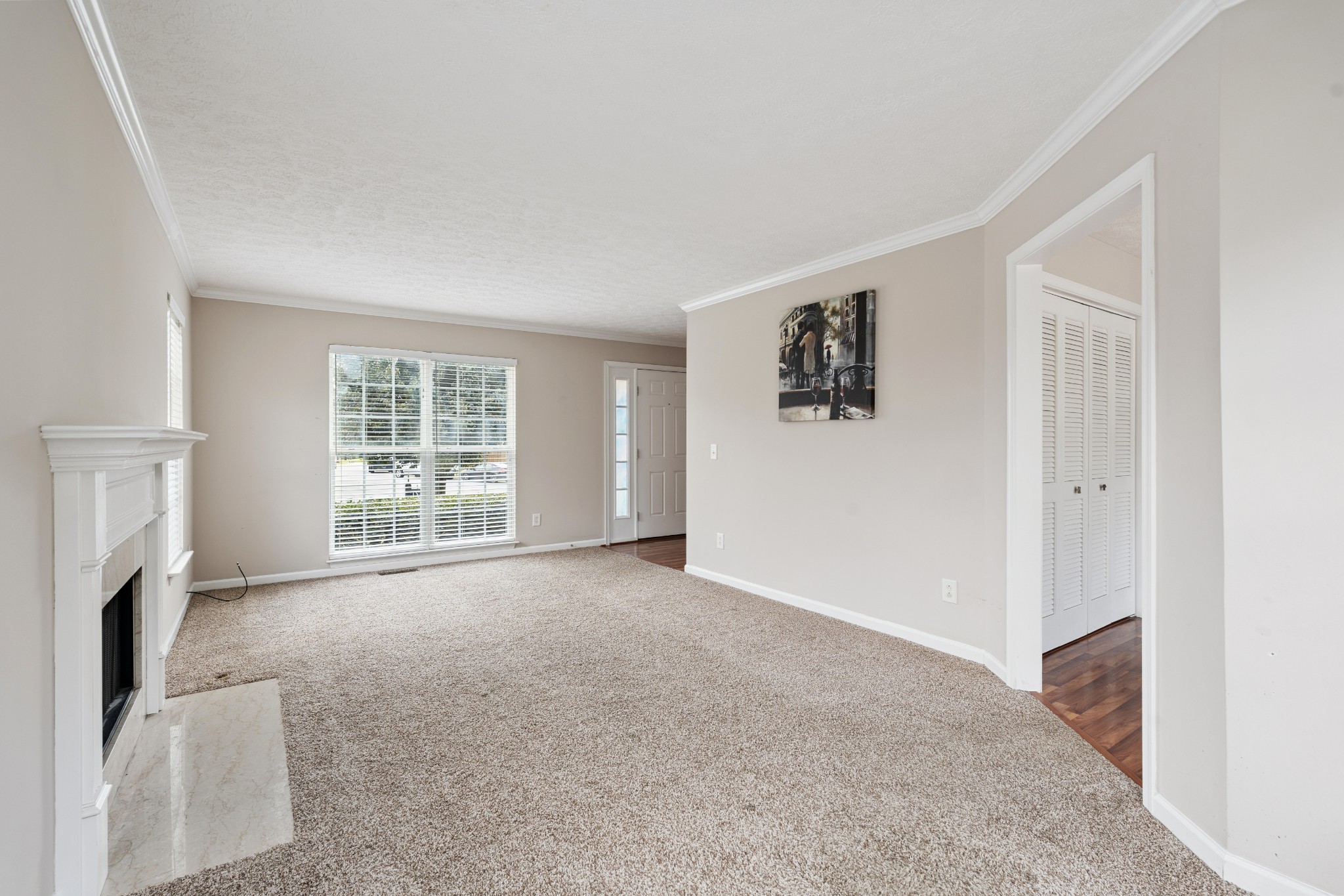 359 Astor Way Property Photo 7