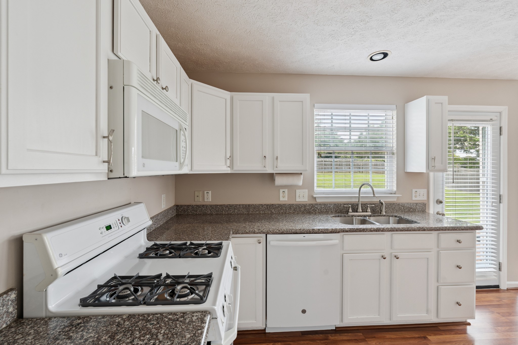 359 Astor Way Property Photo 15