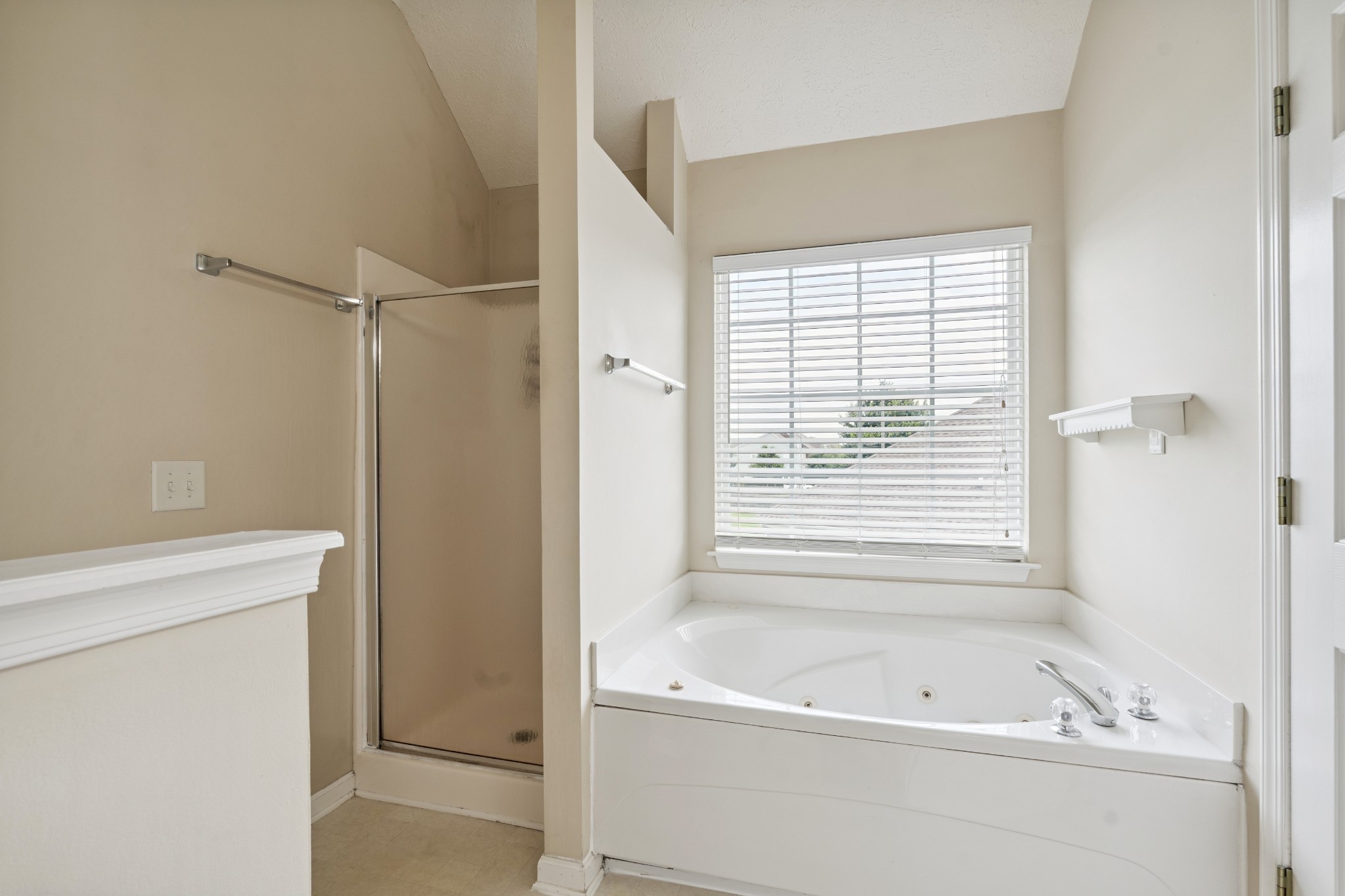 359 Astor Way Property Photo 28