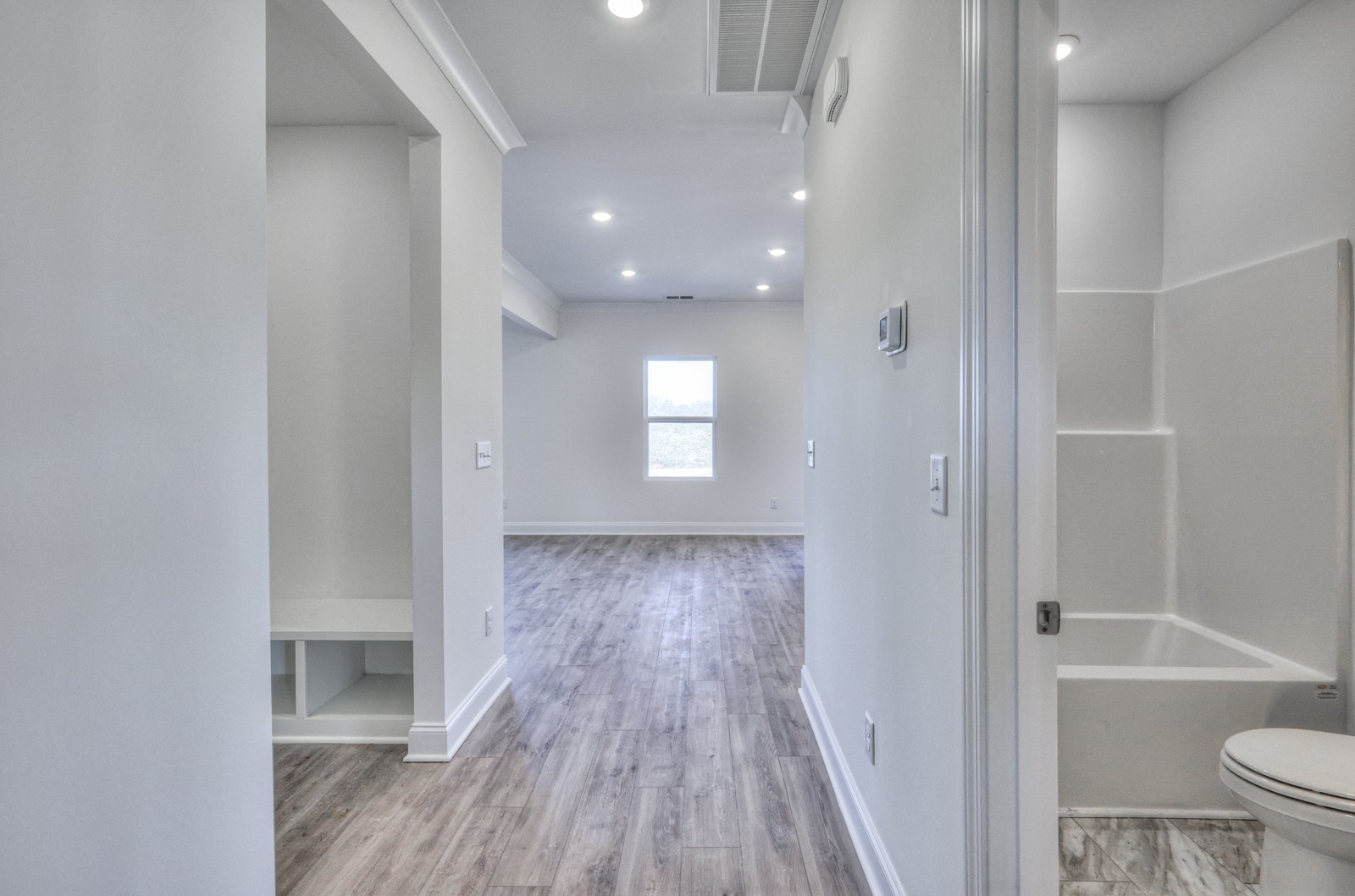1033 Bluestem Road Property Photo 8
