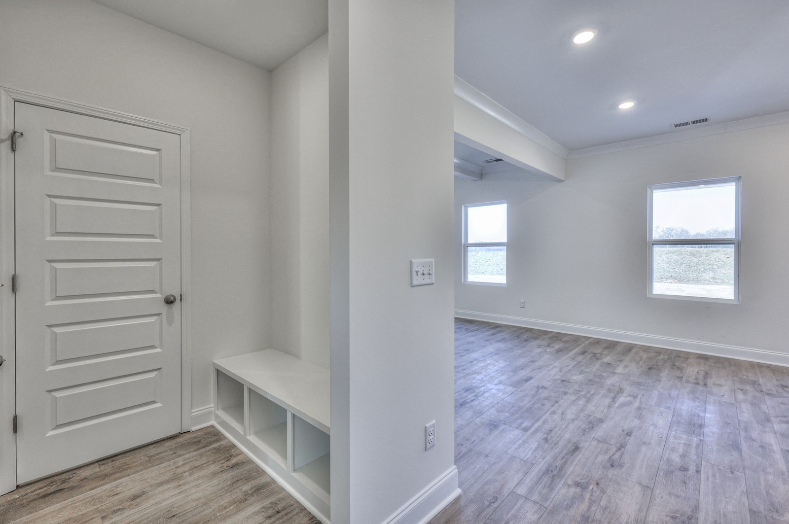 1033 Bluestem Road Property Photo 9