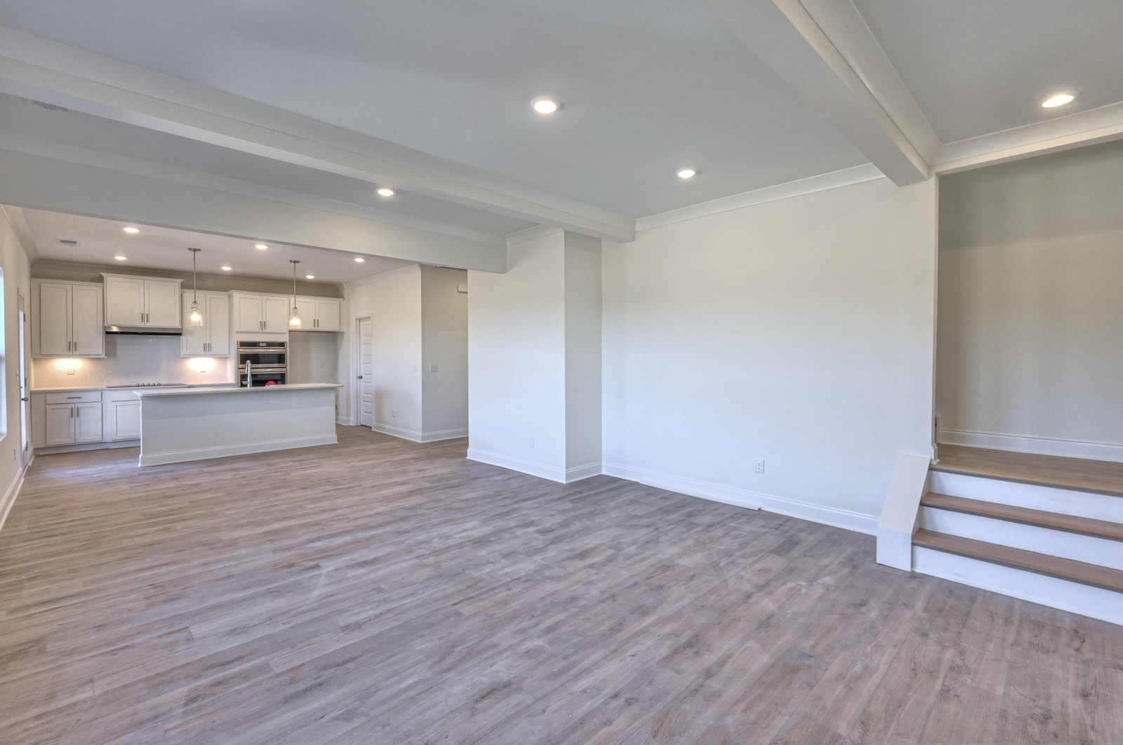1033 Bluestem Road Property Photo 17