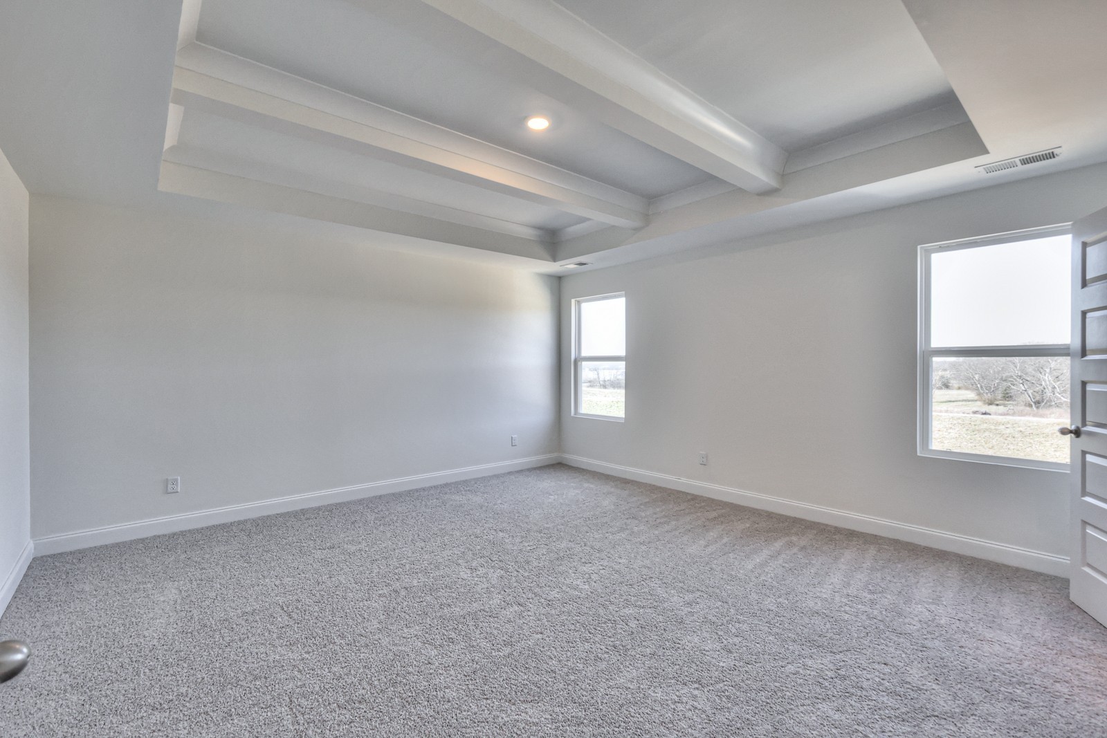 1033 Bluestem Road Property Photo 30