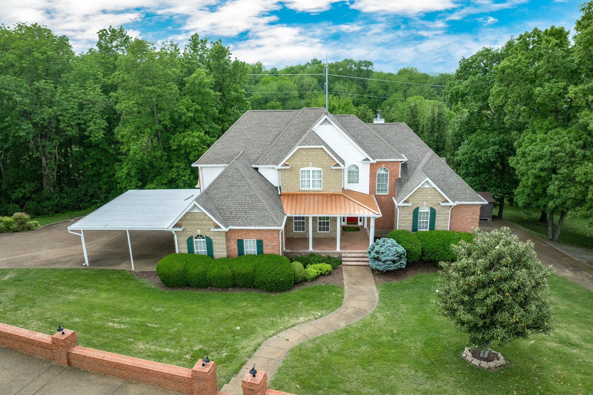 233 Timberlane Rd Property Photo 4