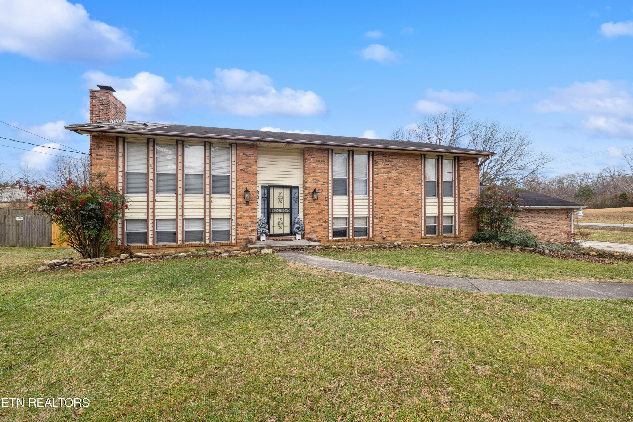 602 Mize Circle Property Photo 1