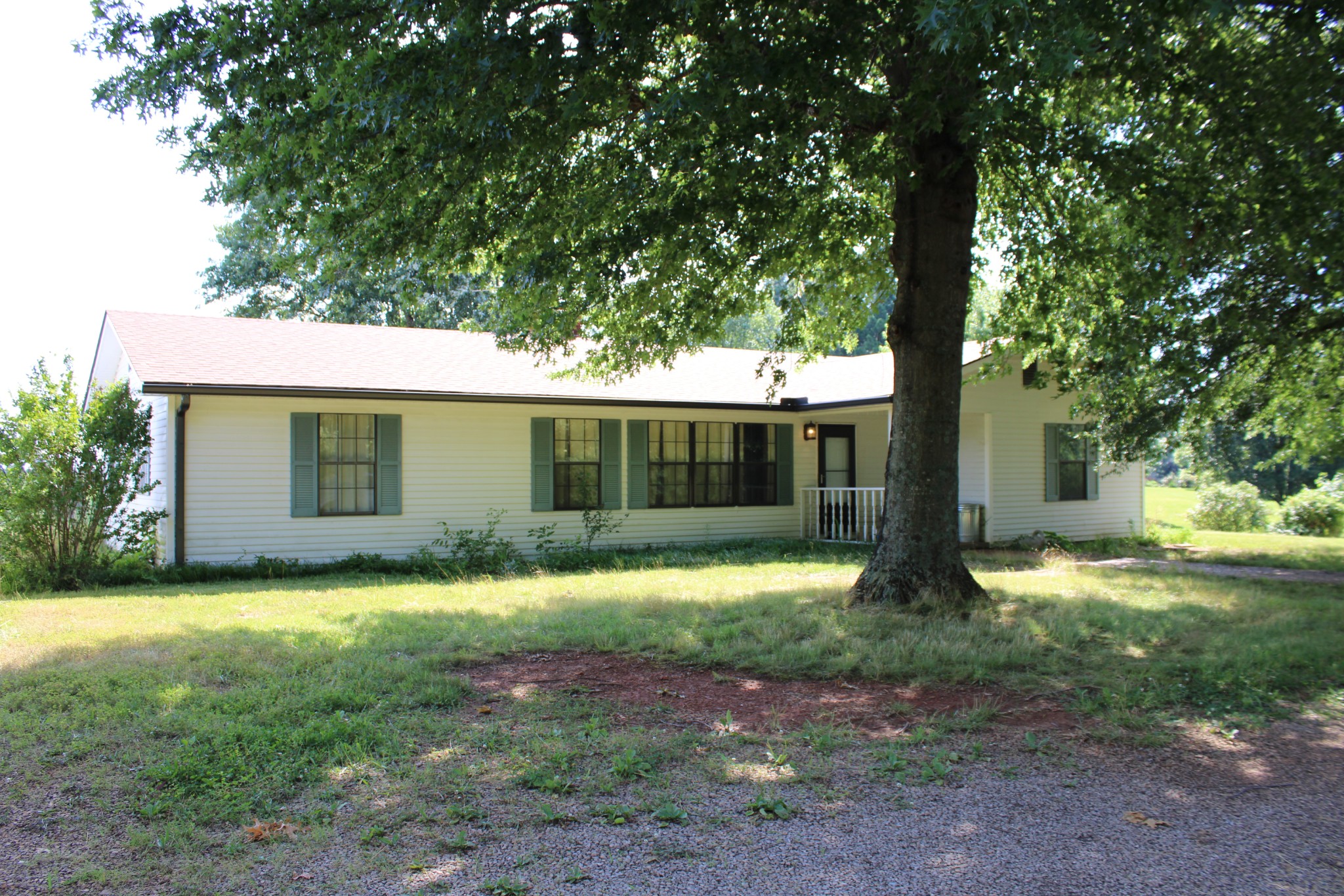 6442 Highway 161 Property Photo 1