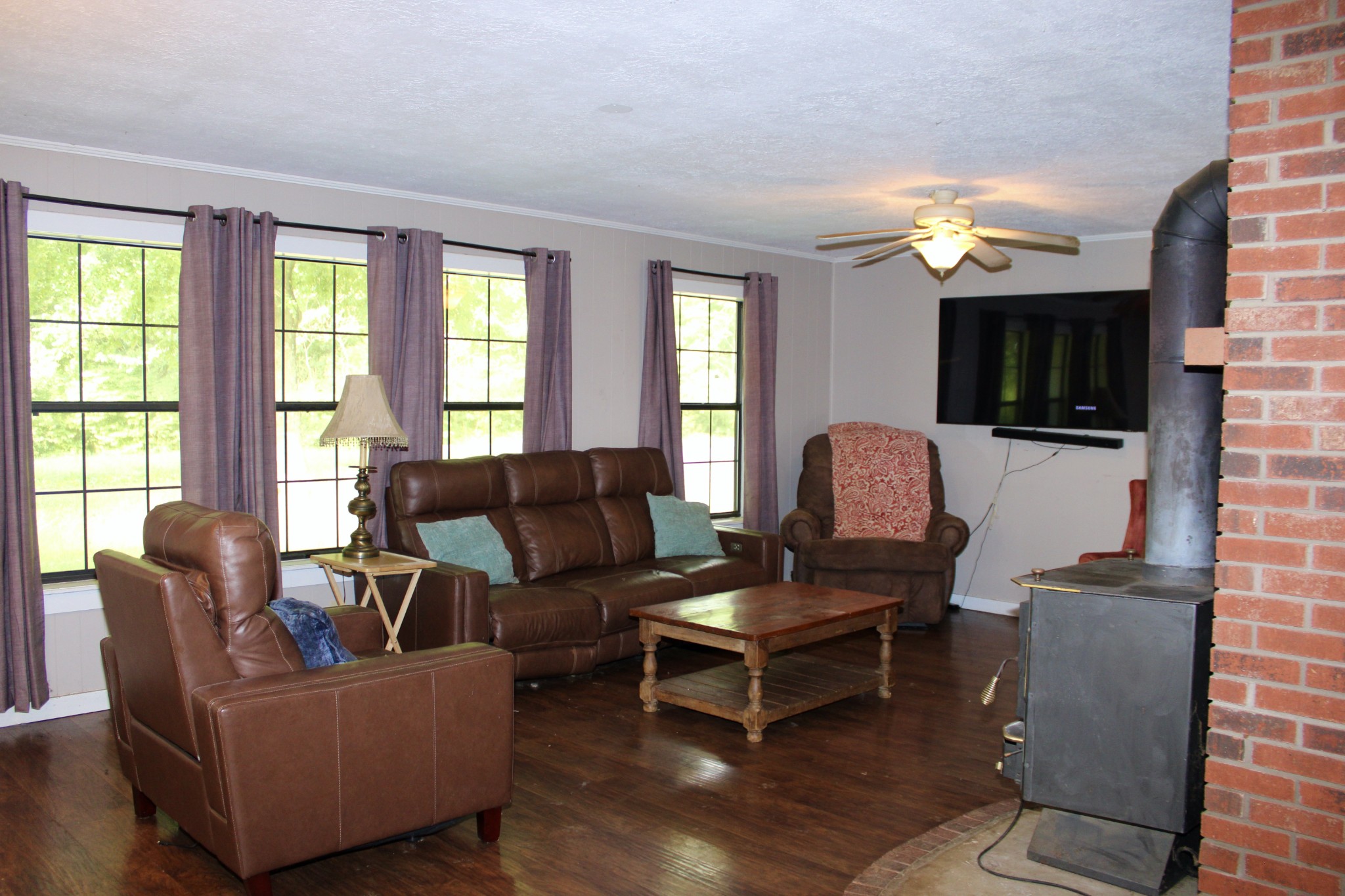 6442 Highway 161 Property Photo 7