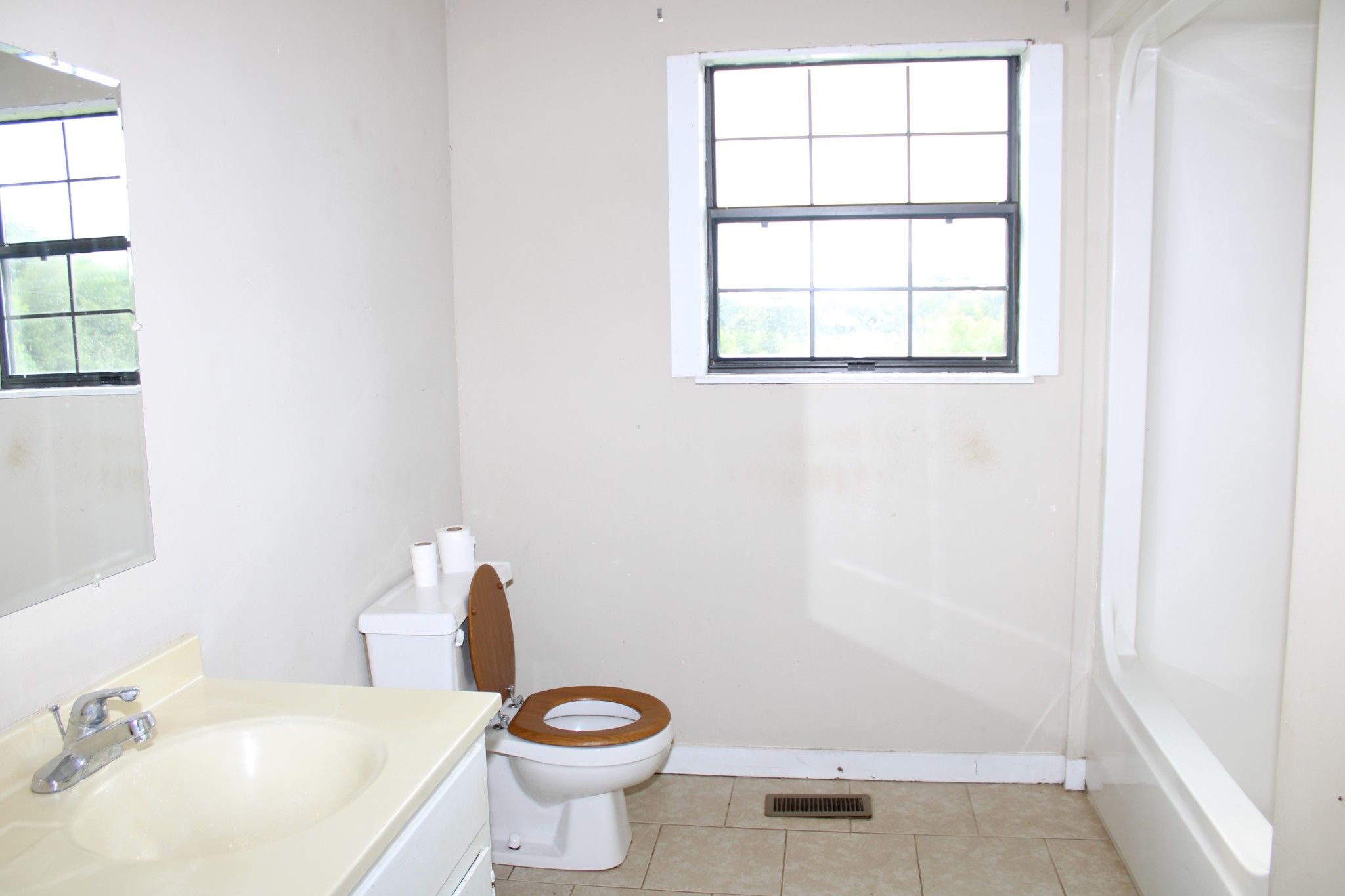 6442 Highway 161 Property Photo 15
