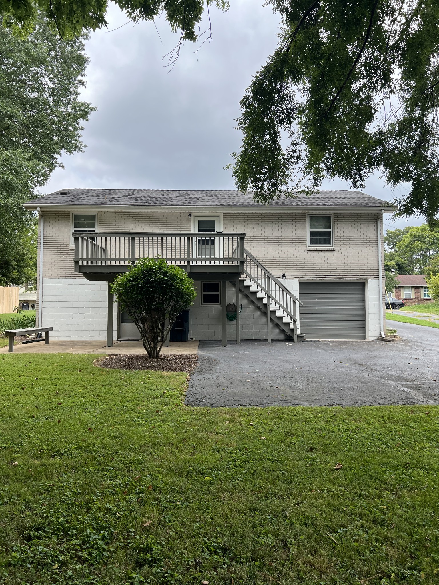4805 Bowfield Dr Property Photo 2