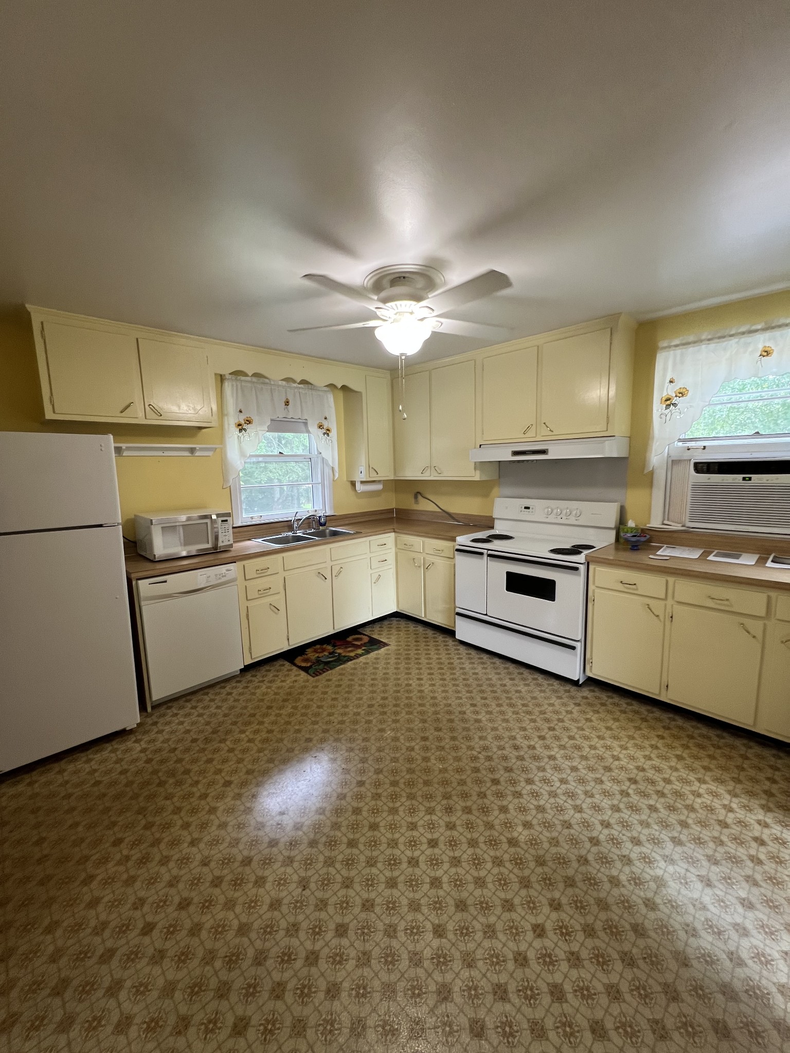 4805 Bowfield Dr Property Photo 14