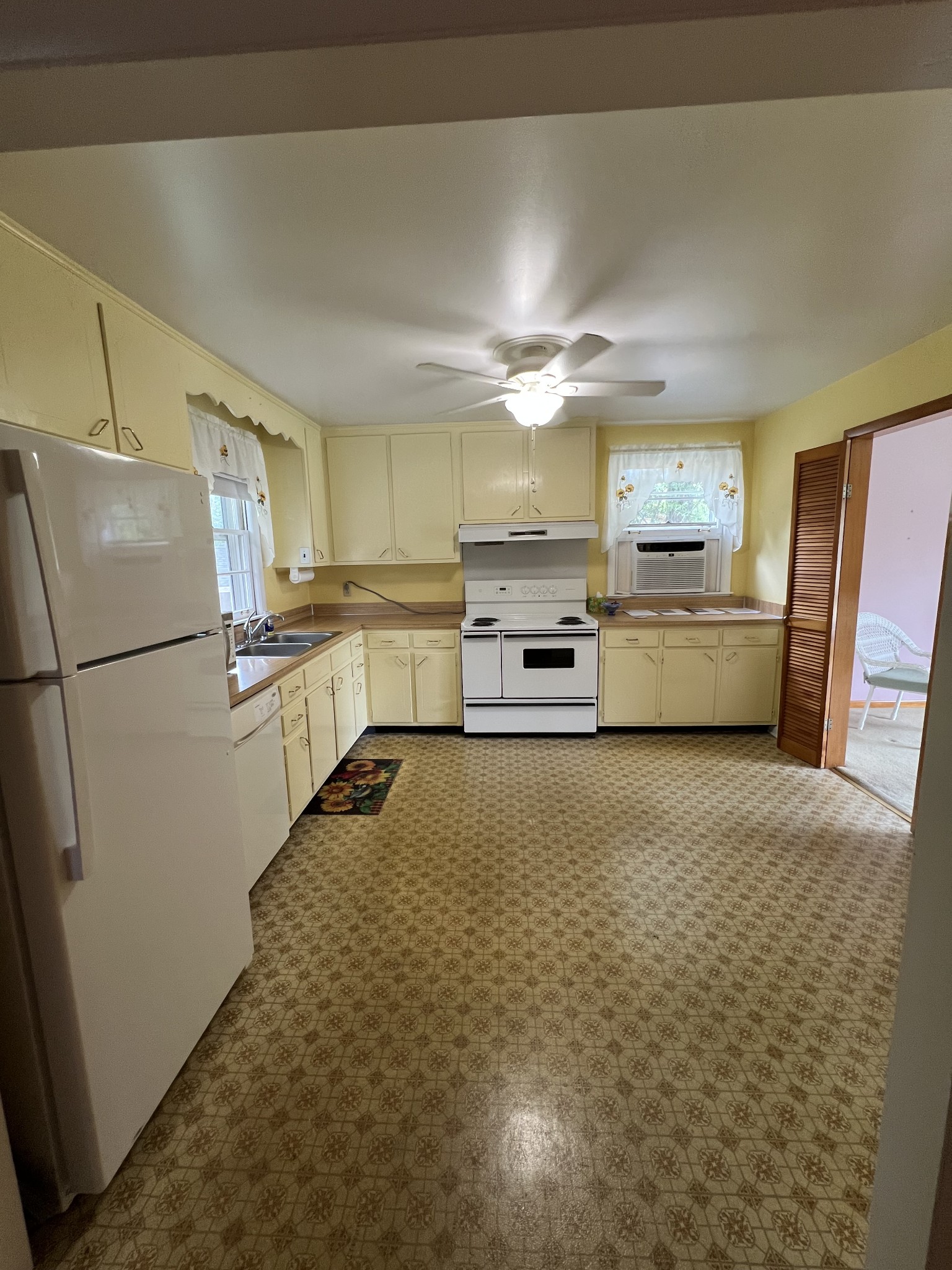 4805 Bowfield Dr Property Photo 15