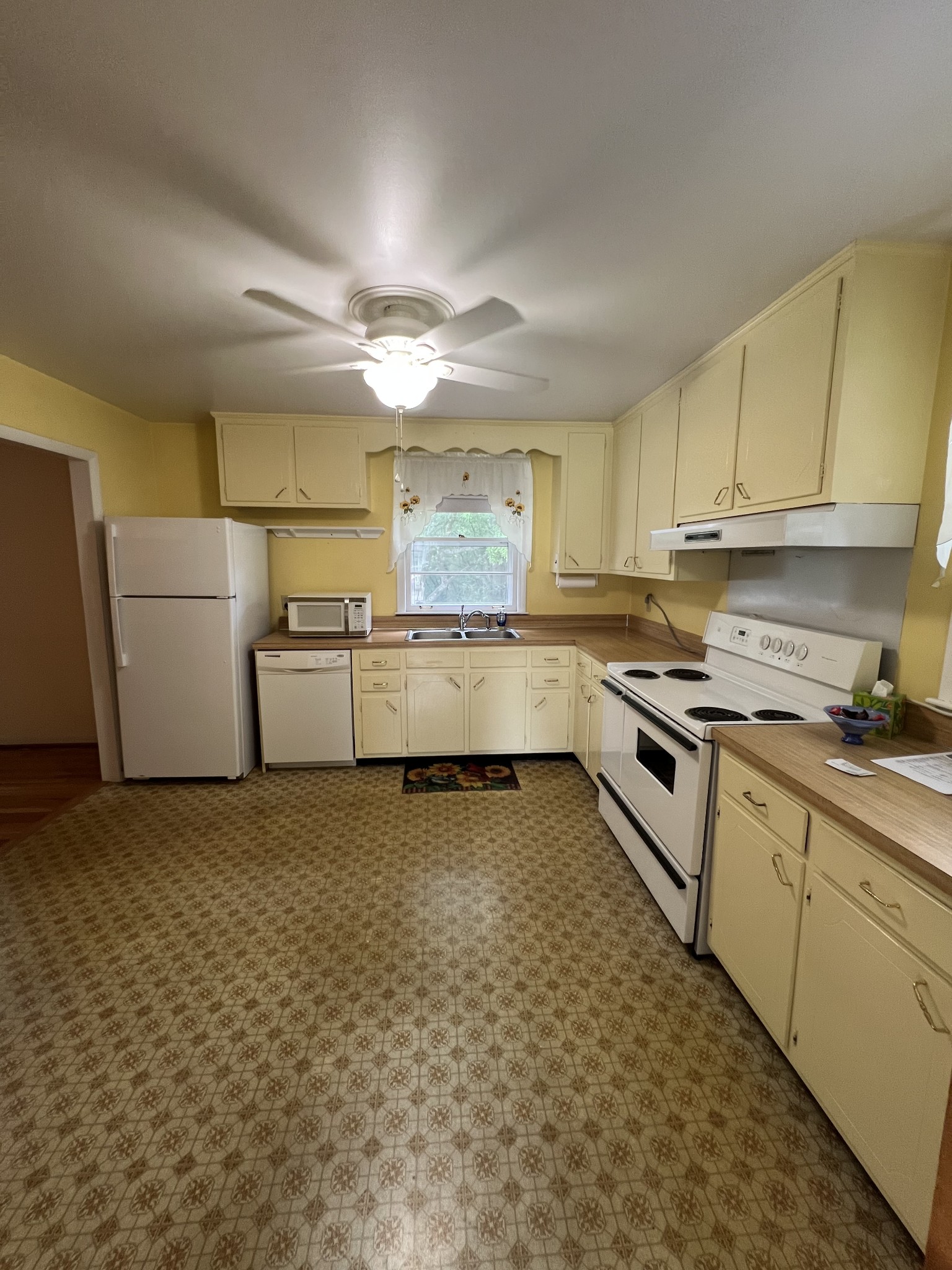 4805 Bowfield Dr Property Photo 16