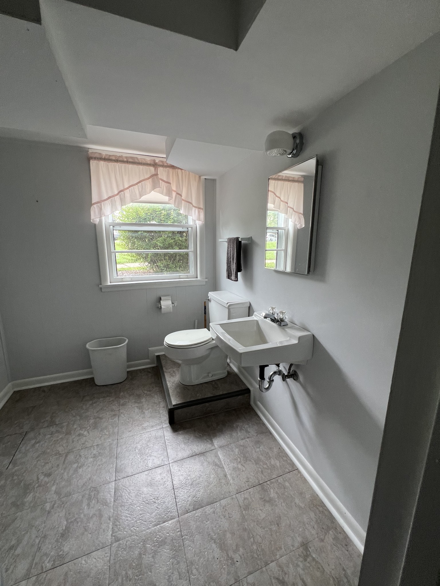 4805 Bowfield Dr Property Photo 25