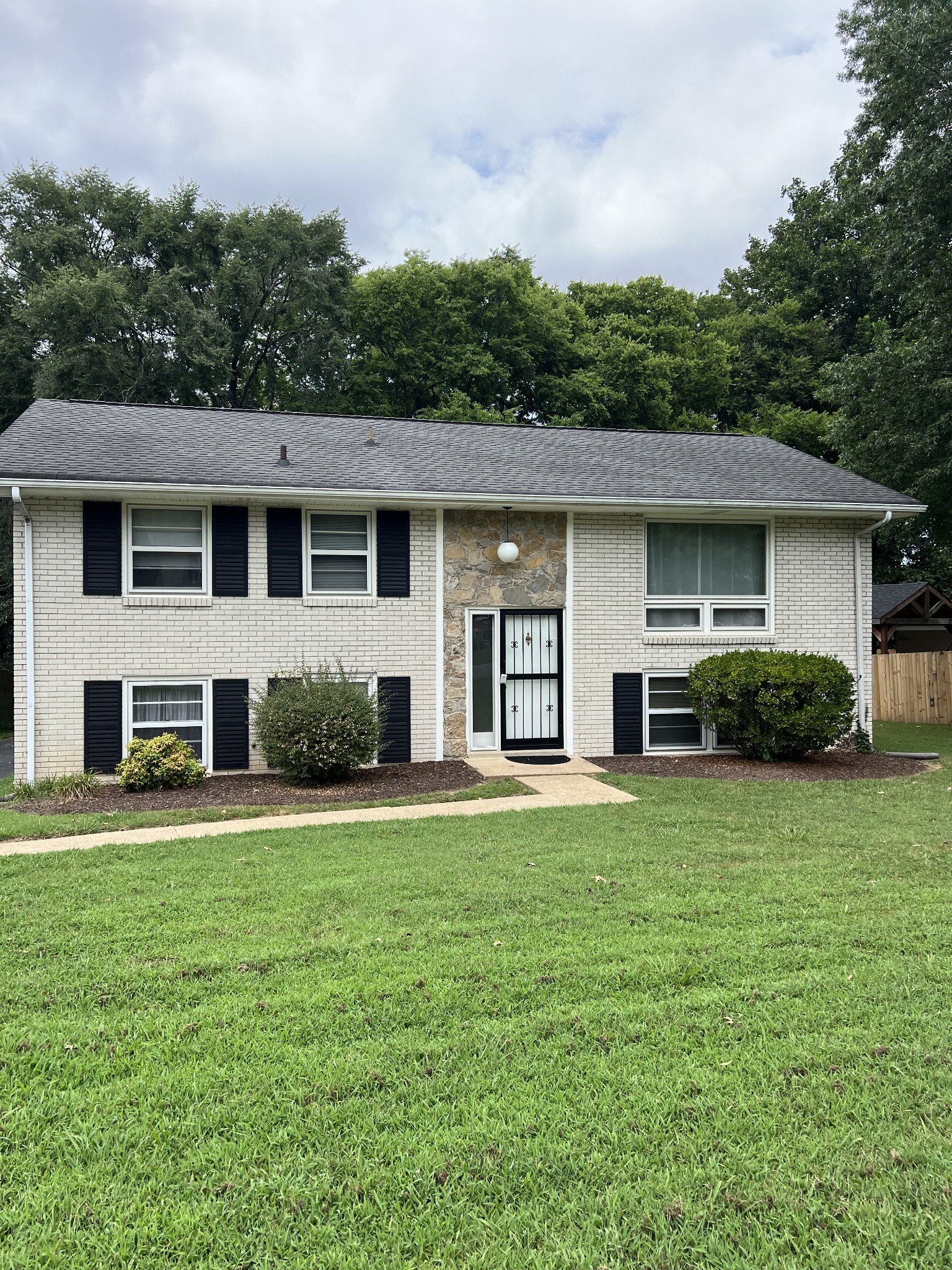 4805 Bowfield Dr Property Photo 33