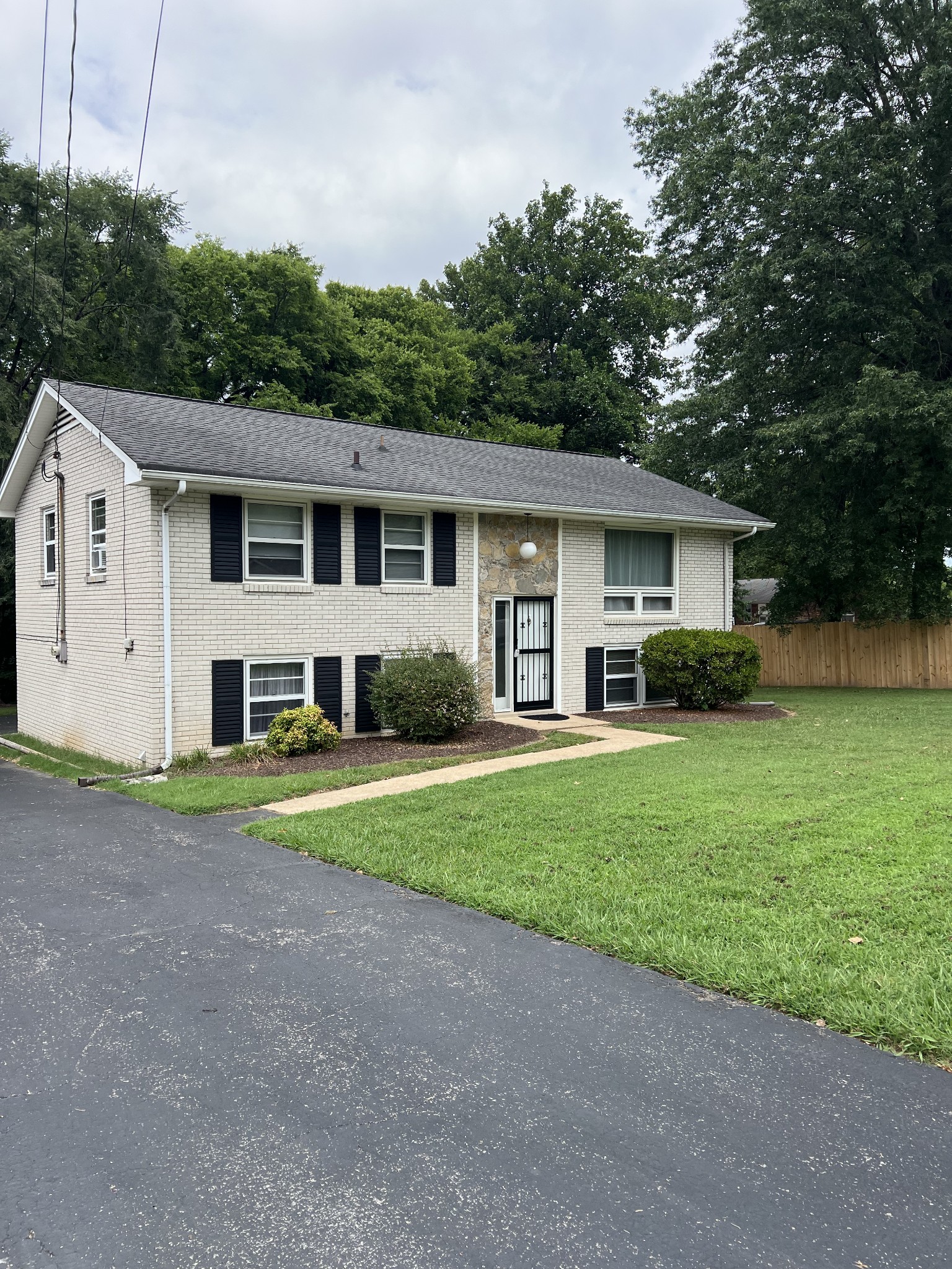 4805 Bowfield Dr Property Photo 35