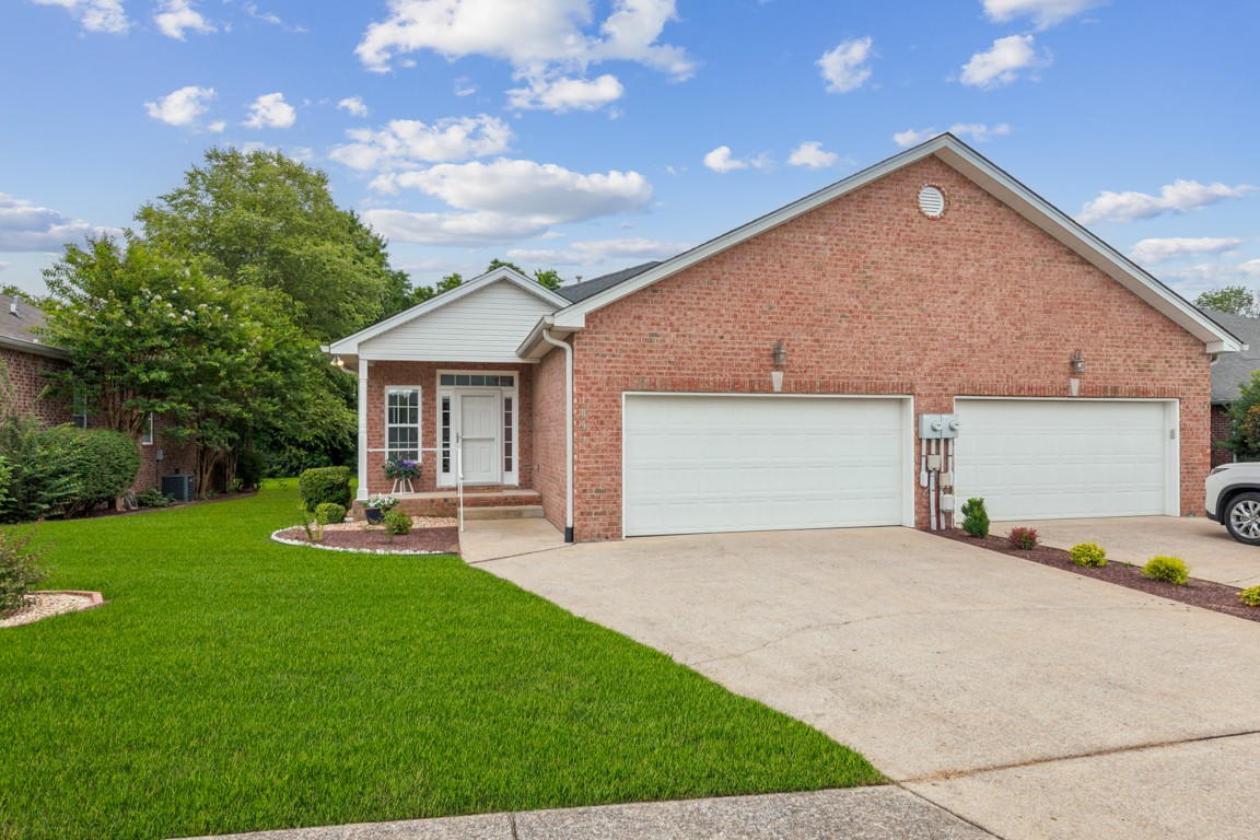 1097 Richmond Way Property Photo 1