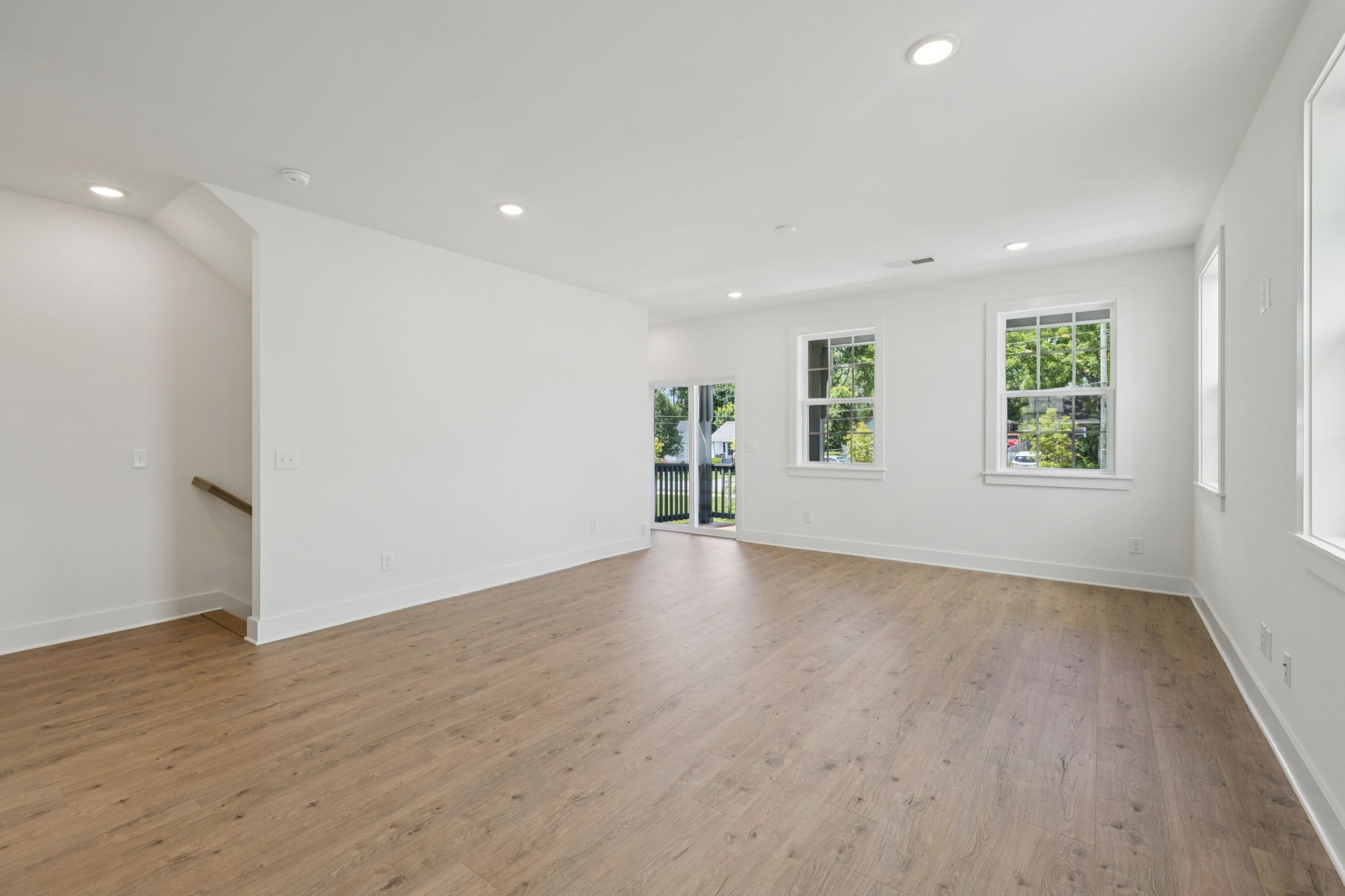 504 Edwin St Property Photo 12