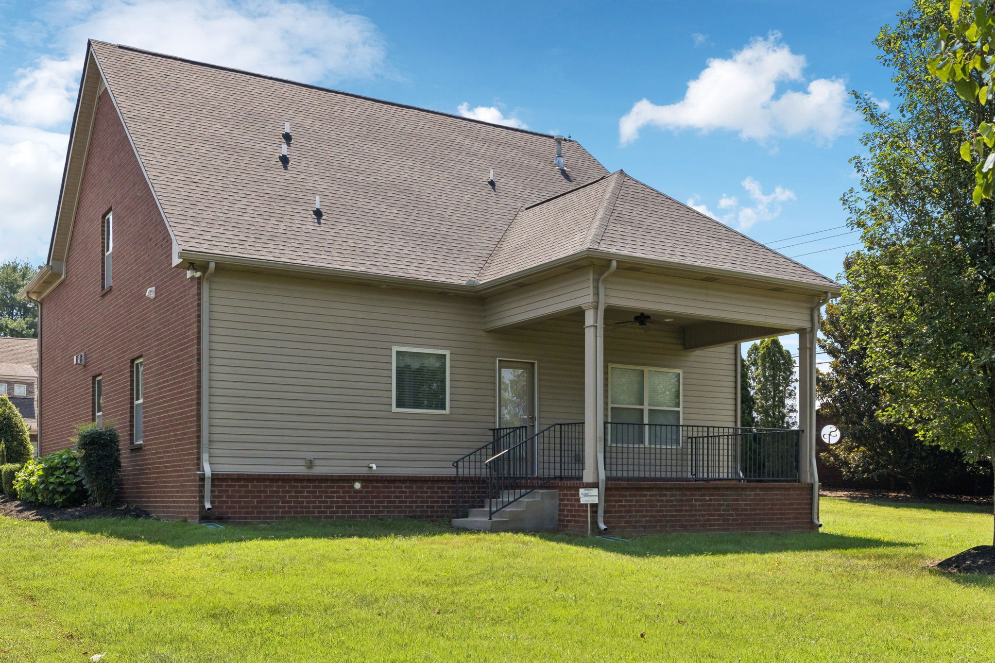 414 Stratford Park Blvd Property Photo 50