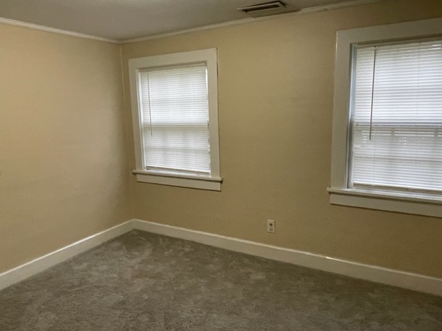 836 Bell Street Property Photo 9