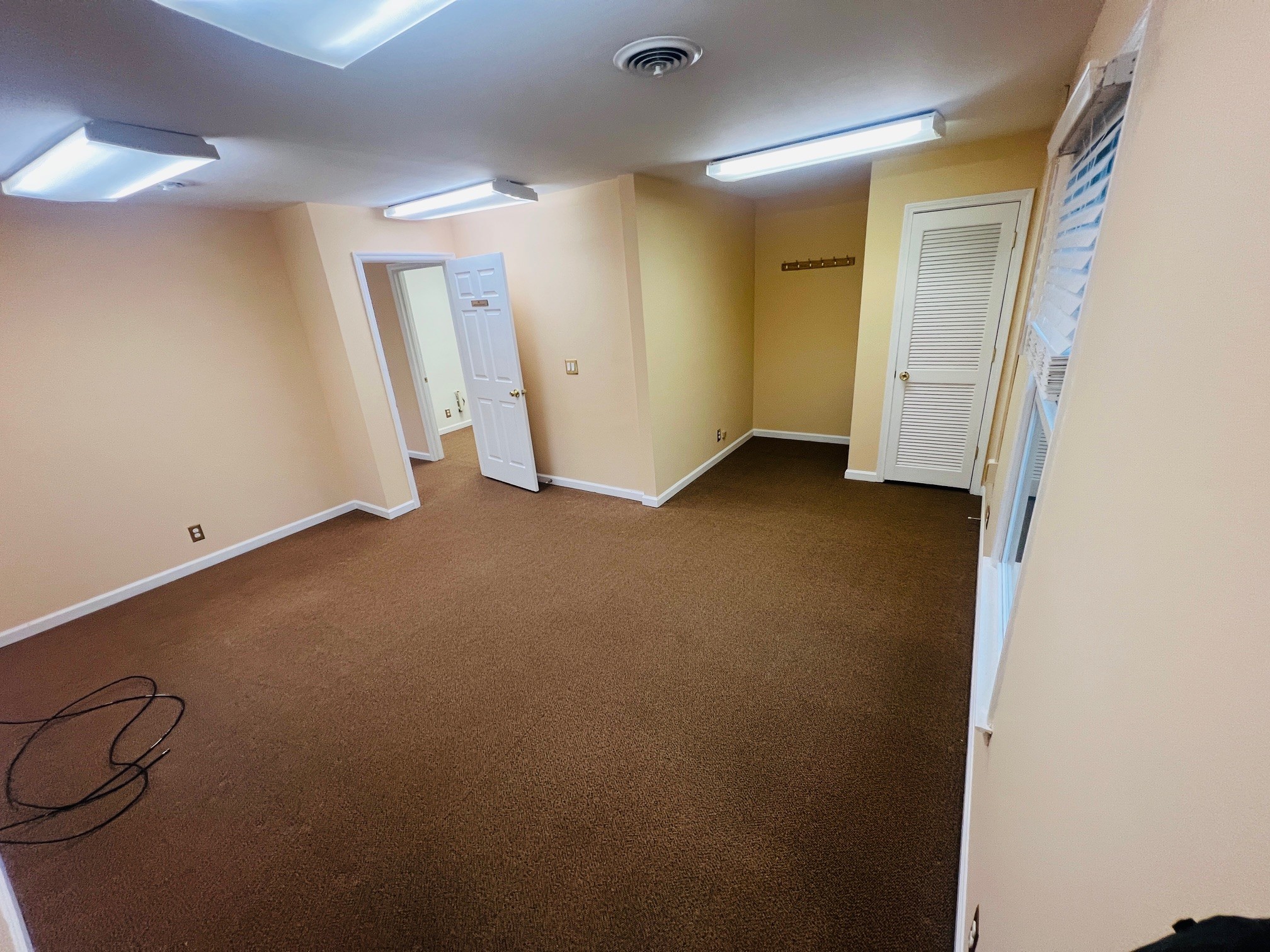 233 Wilson Pike Cir Property Photo 11