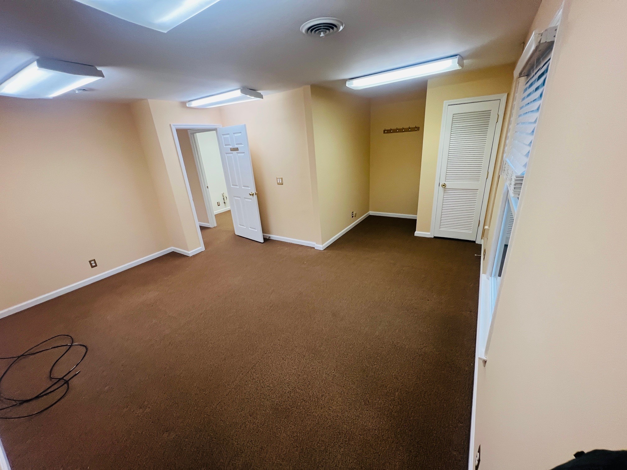 233 Wilson Pike Cir Property Photo 12