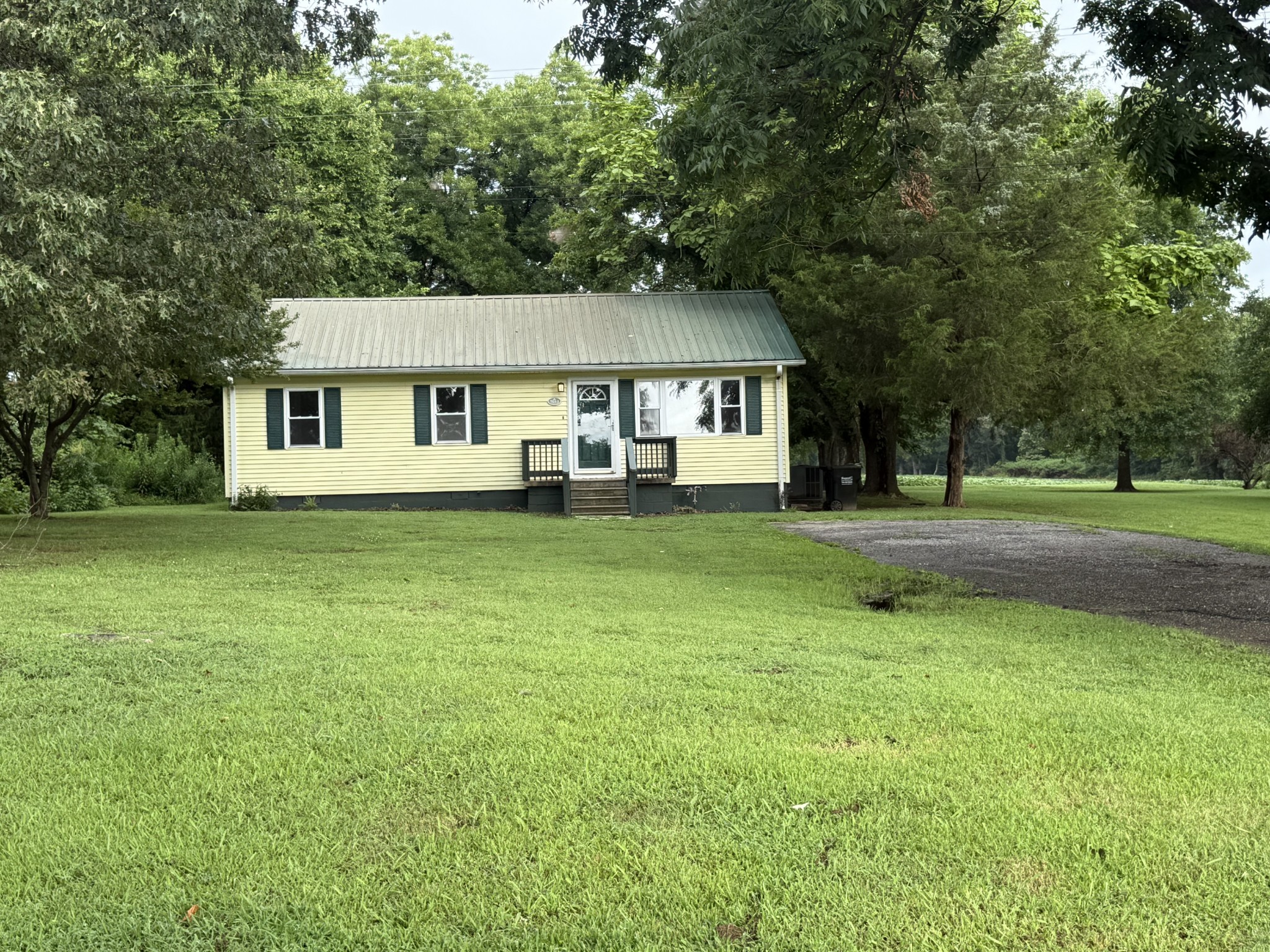 7011 Poplar Corner Rd Property Photo 2