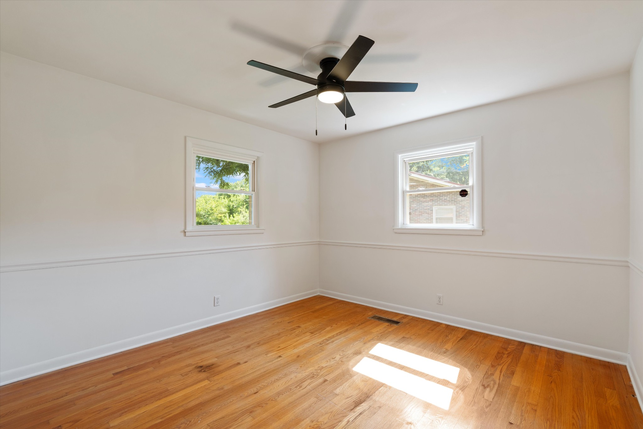 1211 Taylor Pl Property Photo 30