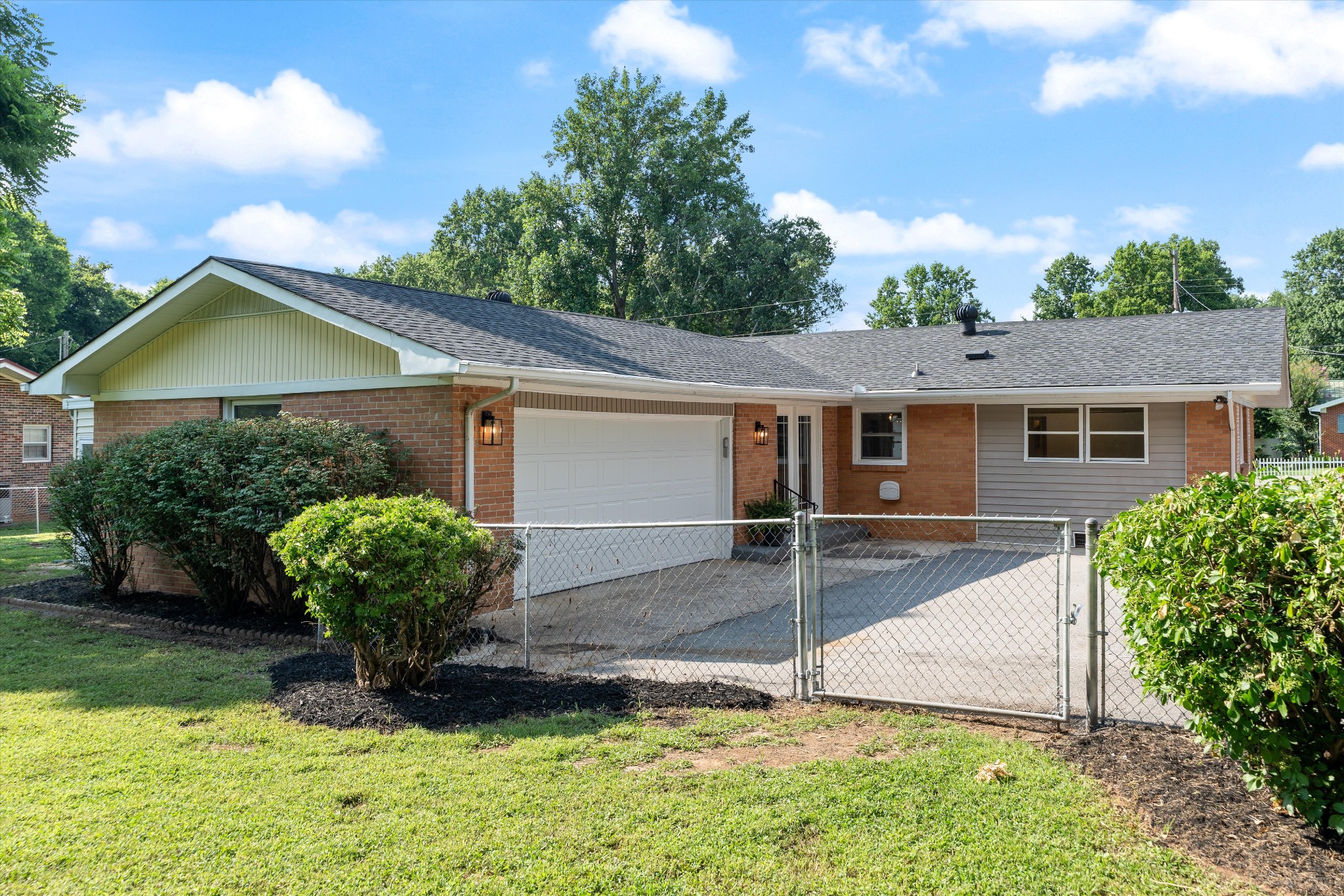 1211 Taylor Pl Property Photo 34