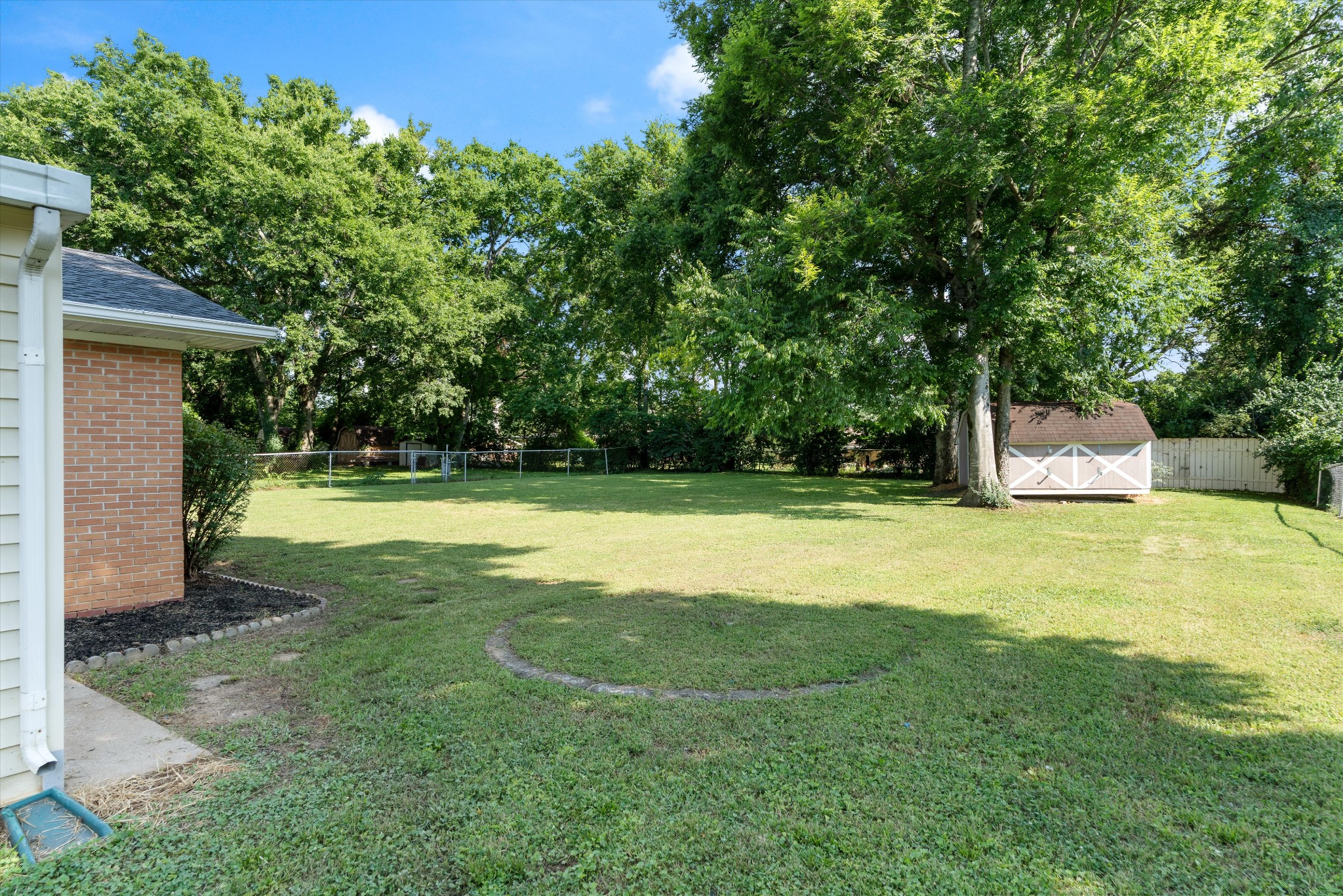 1211 Taylor Pl Property Photo 36